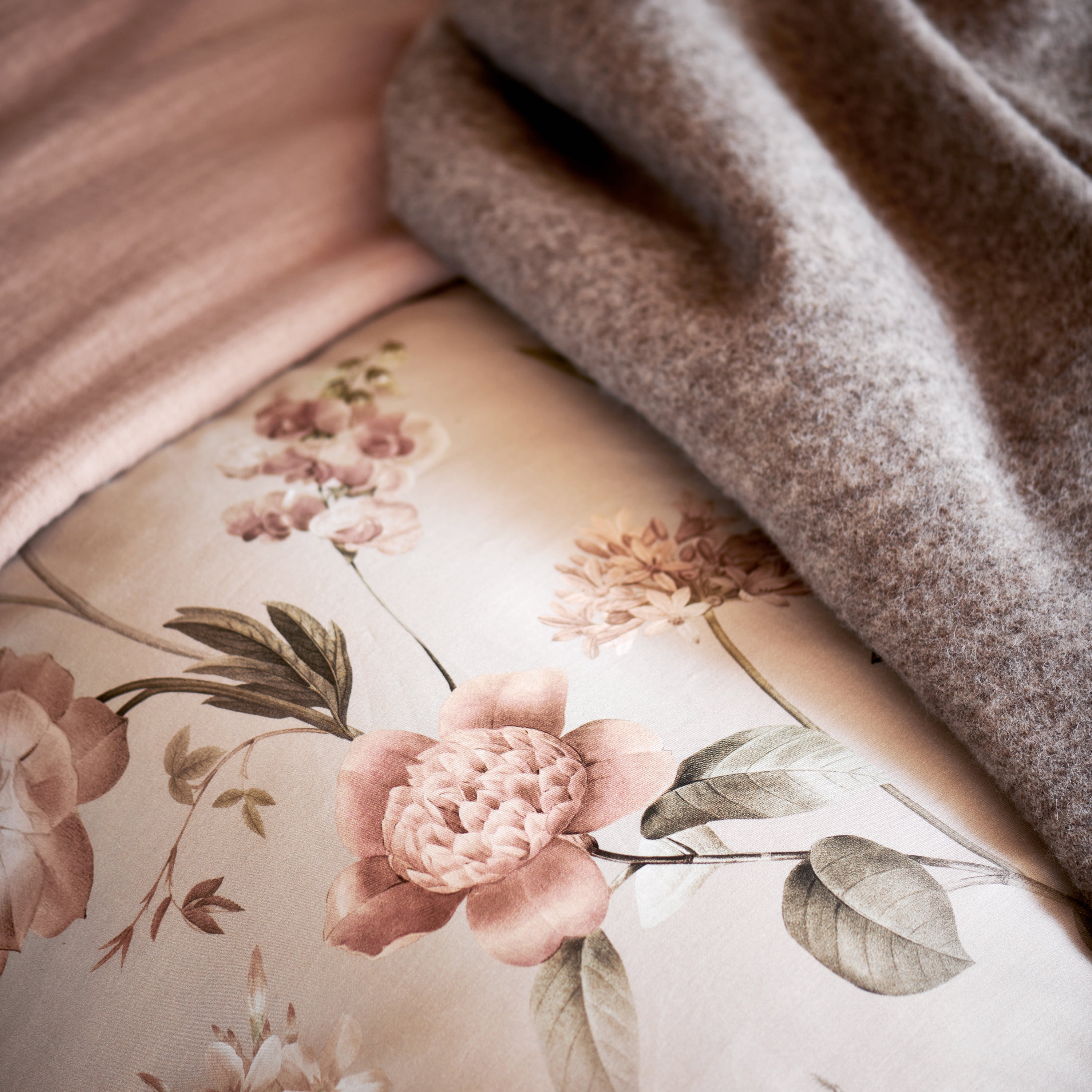 Vandyck Bellavita Plaid 130 x 220 cm - Sand