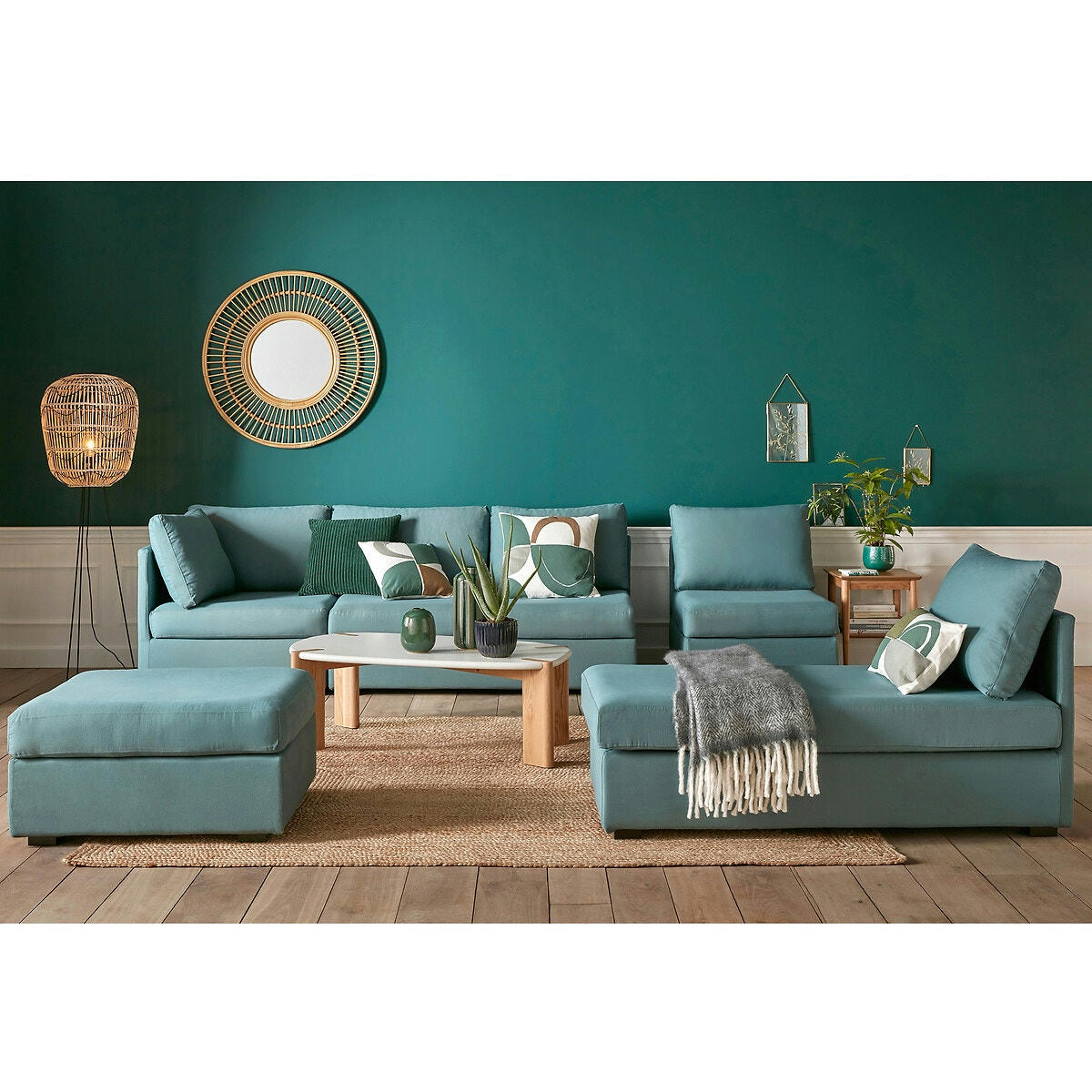 Housse de coussin brodée, Comoe