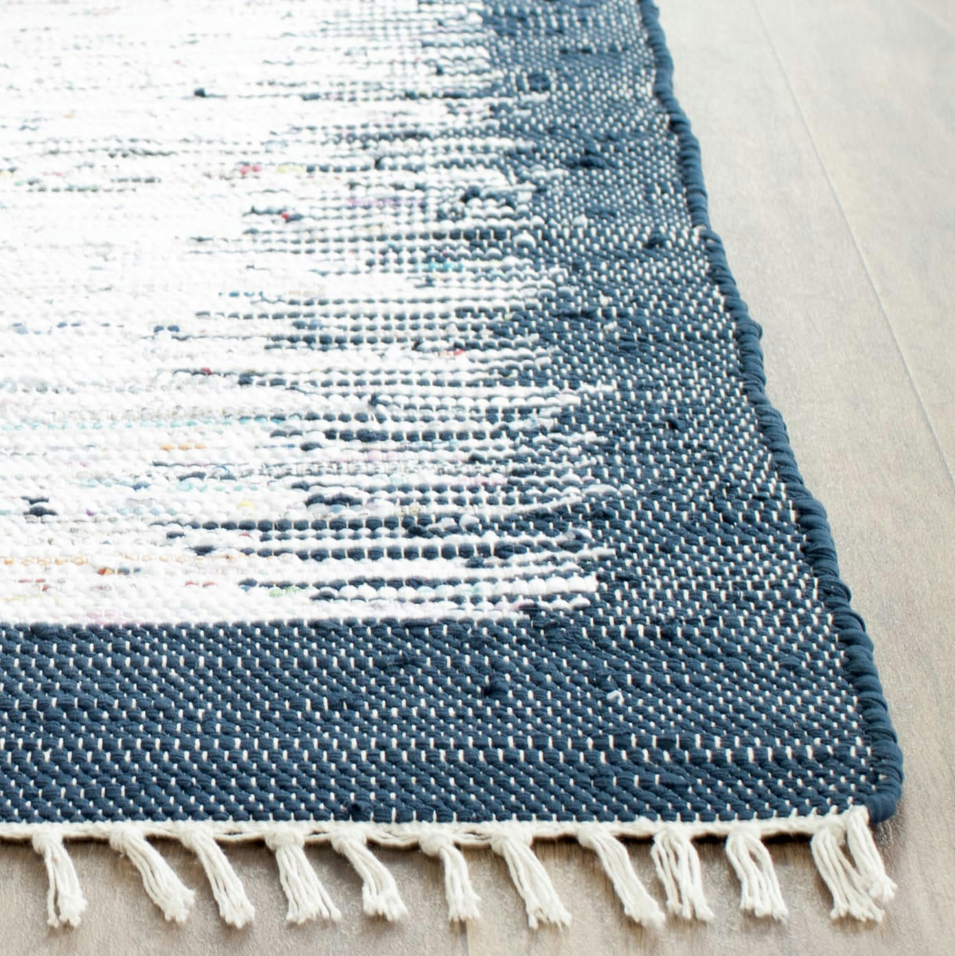 MONTAUK - Tapis de salon interieur en ivoire & marine, 91 x 152 cm