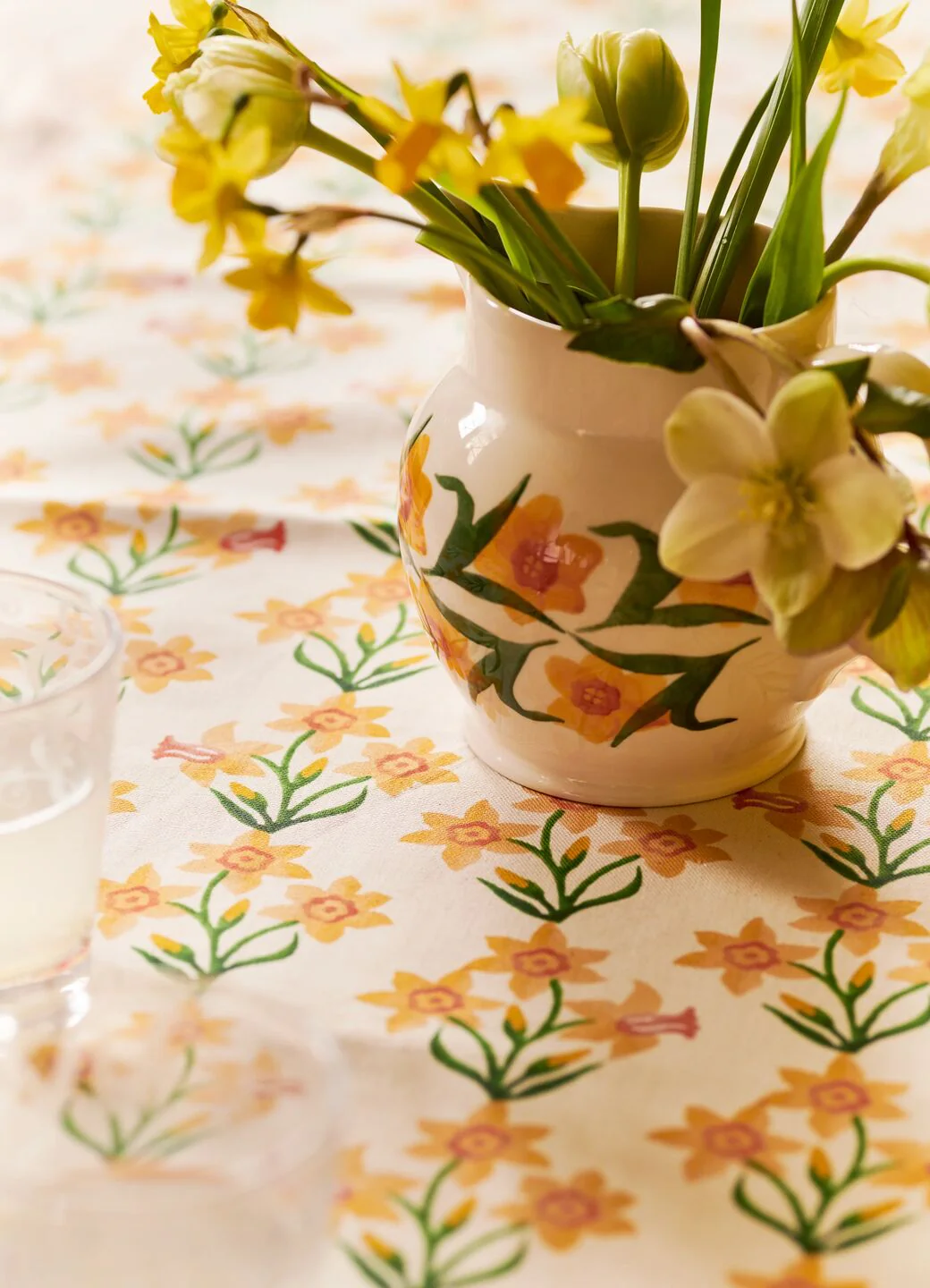 Windblown Daffodils  Runner