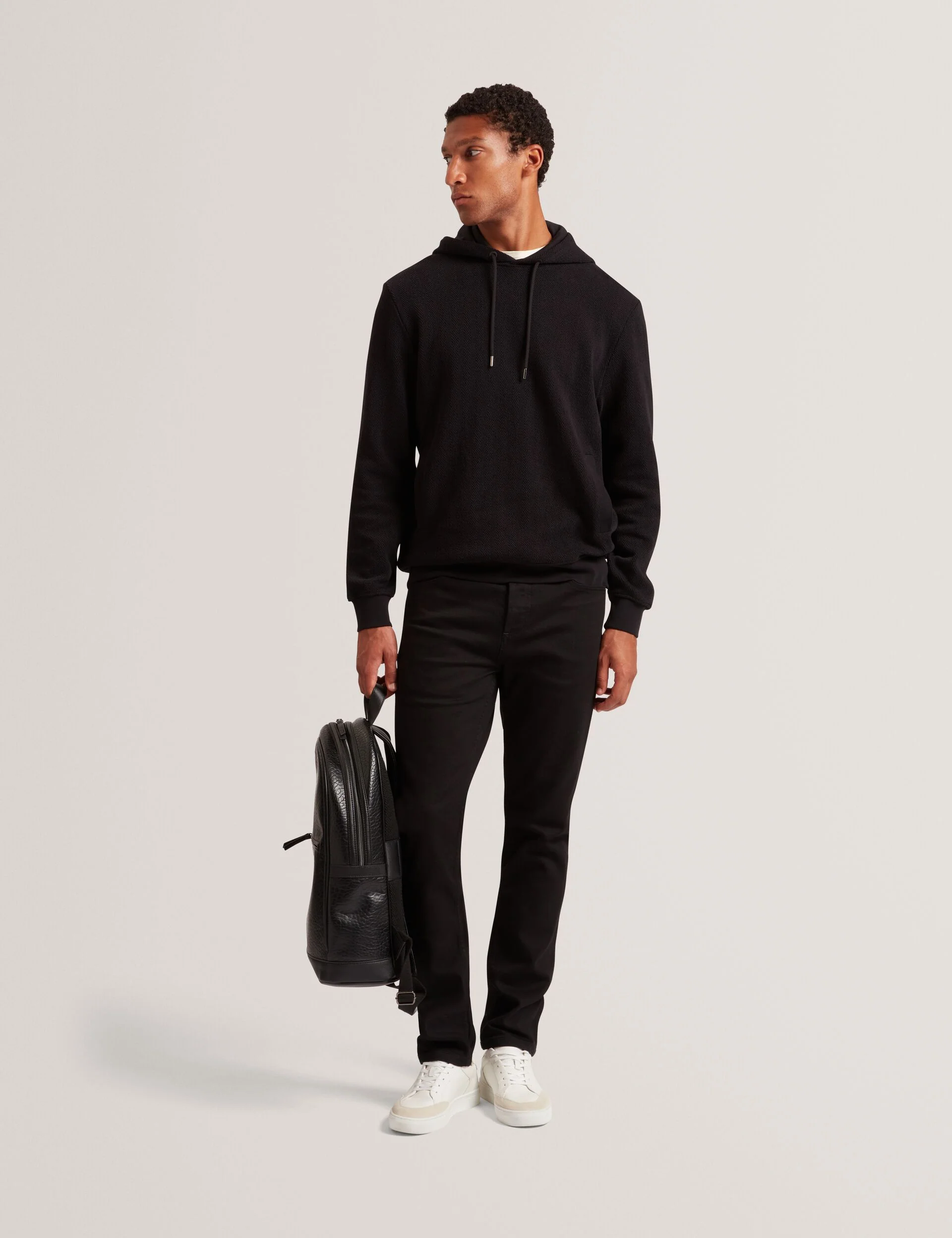 SEATLE | BLACK
