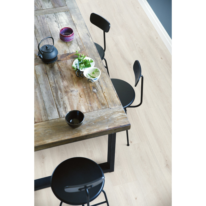 Sol stratifié Stavanger Pro chêne sel marin 2,3 m² PERGO