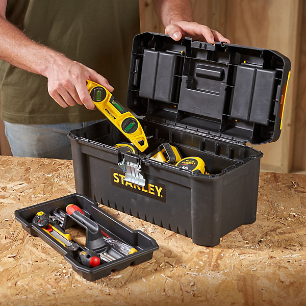 Caisse à outils vide cadenassable plastique Stanley 40 cm
