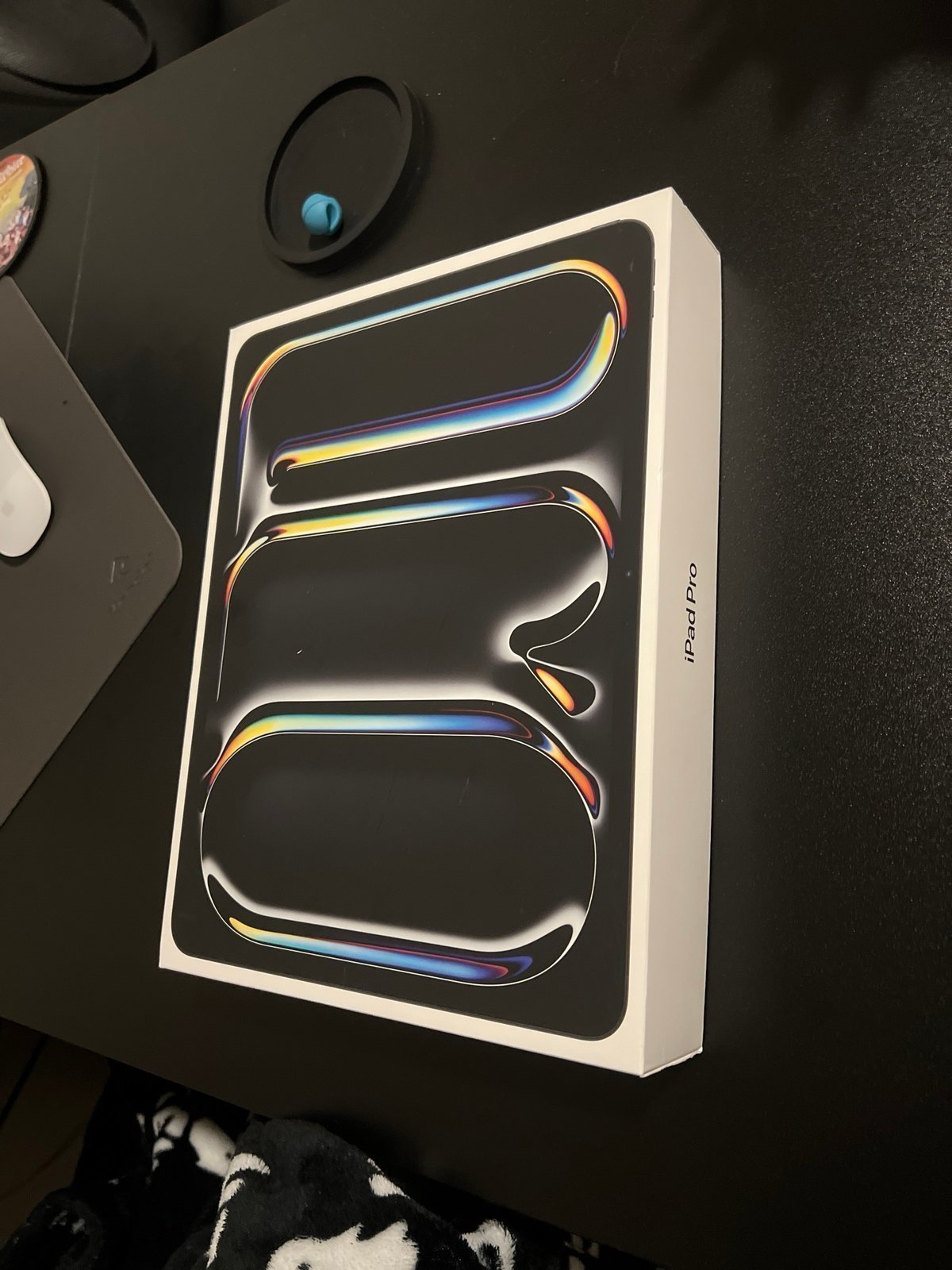 New unopened iPad Pro 13 inch M4