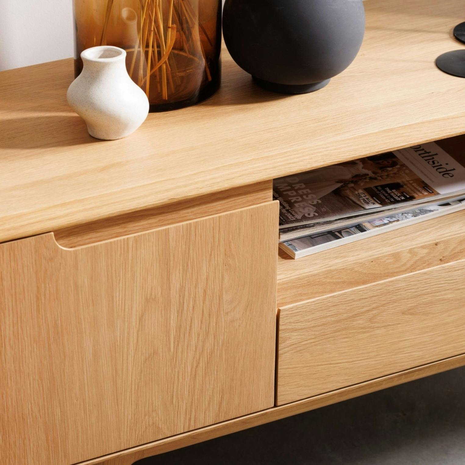 Meuble tv moderne en chêne clair DERBY