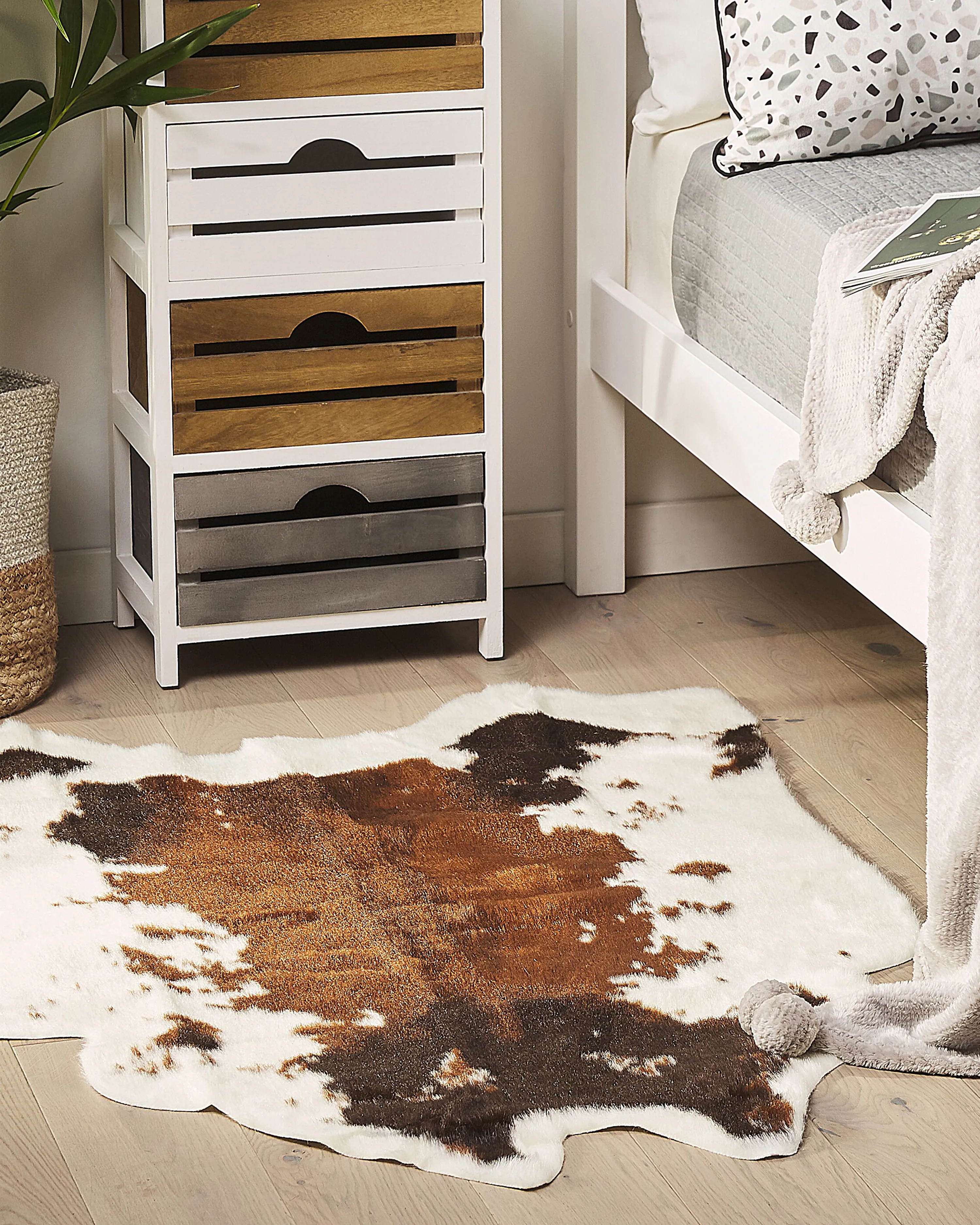 Faux Cowhide Rug NAMBUNG Brown 60 x 90 cm