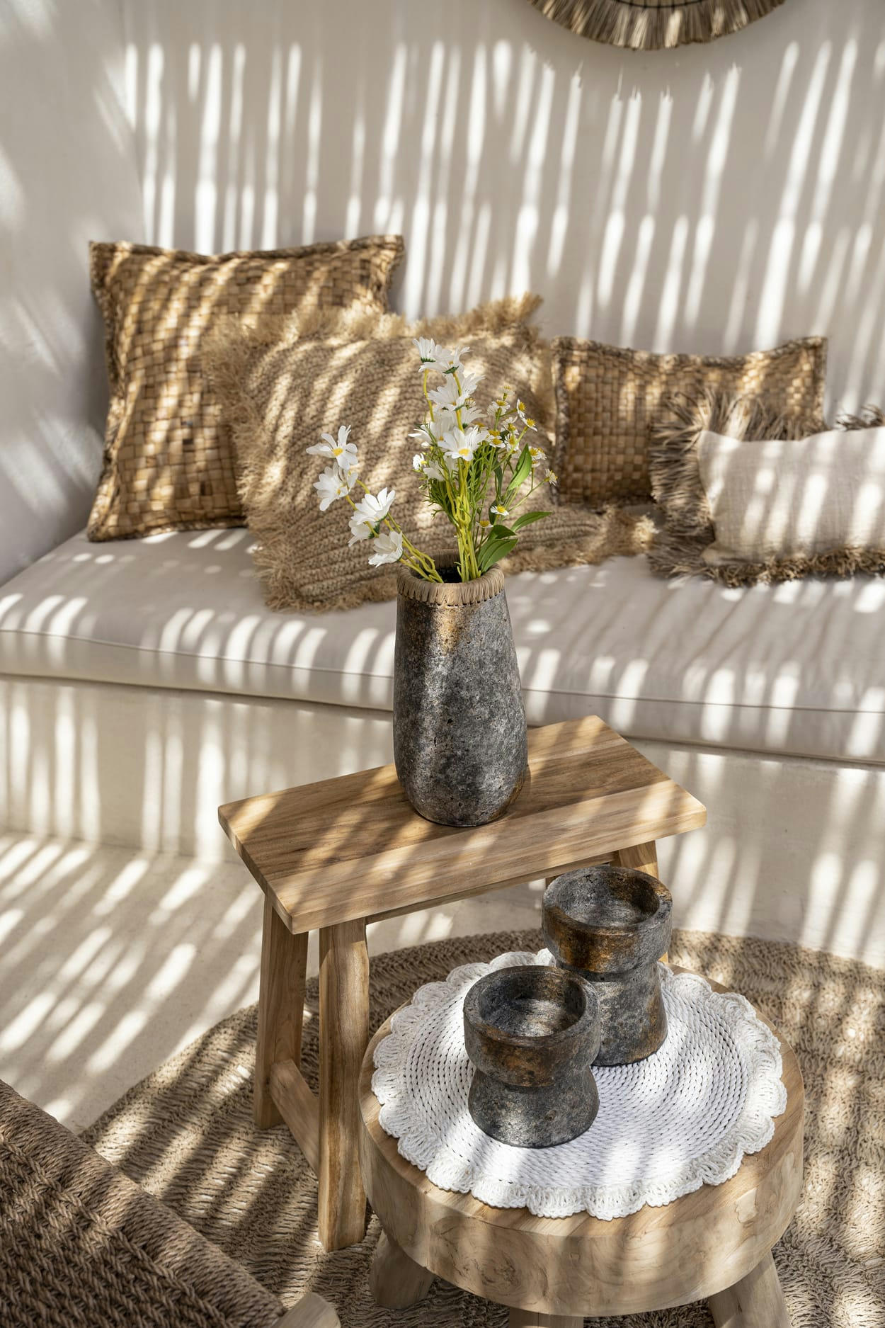 SNEAKY - Vase en terre cuite antique gris H31