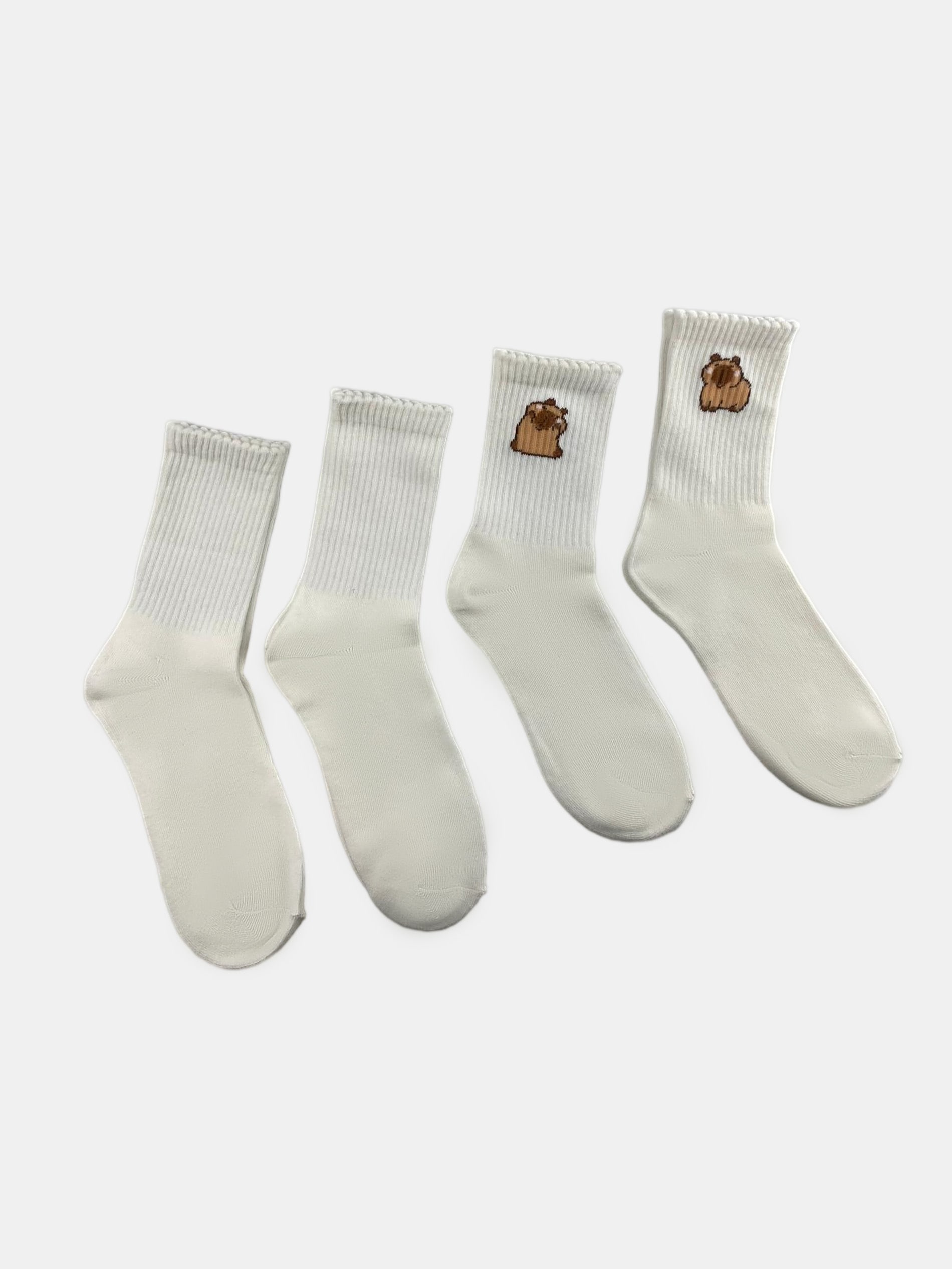 Zestaw wysokich skarpetek z motywem kapibary 4 pack
