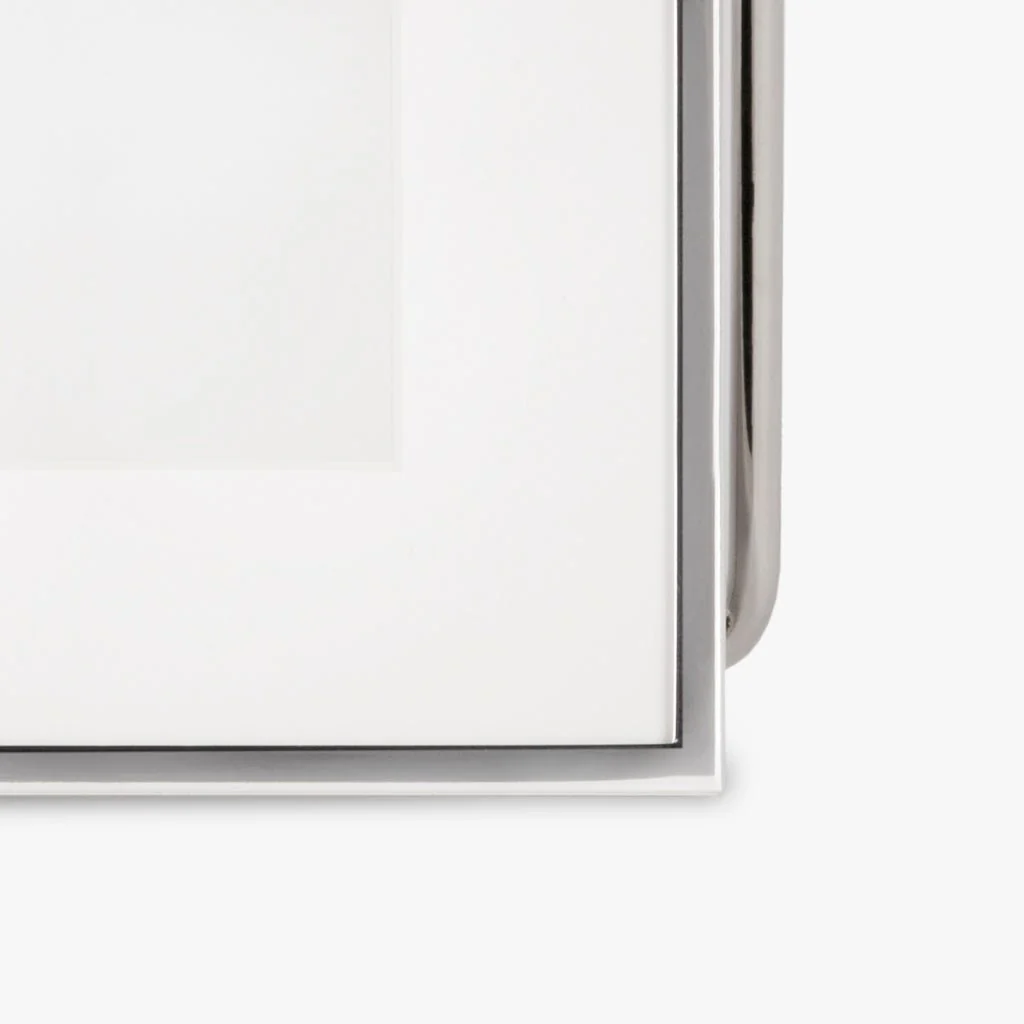 Moldura com Pé Prateada 10x15 SHINY & BRUSHED