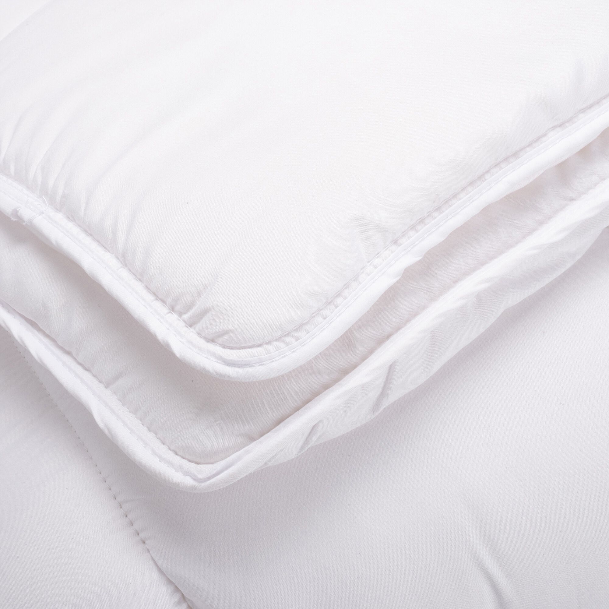 LOUISA - Couette 4 saisons en fibres recyclées - 140x200cm