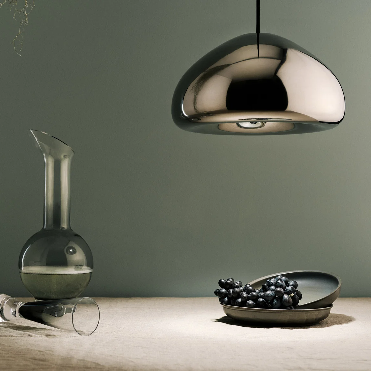Tom Dixon - Void LED Pendelleuchte, Stahl Ø 30 cm