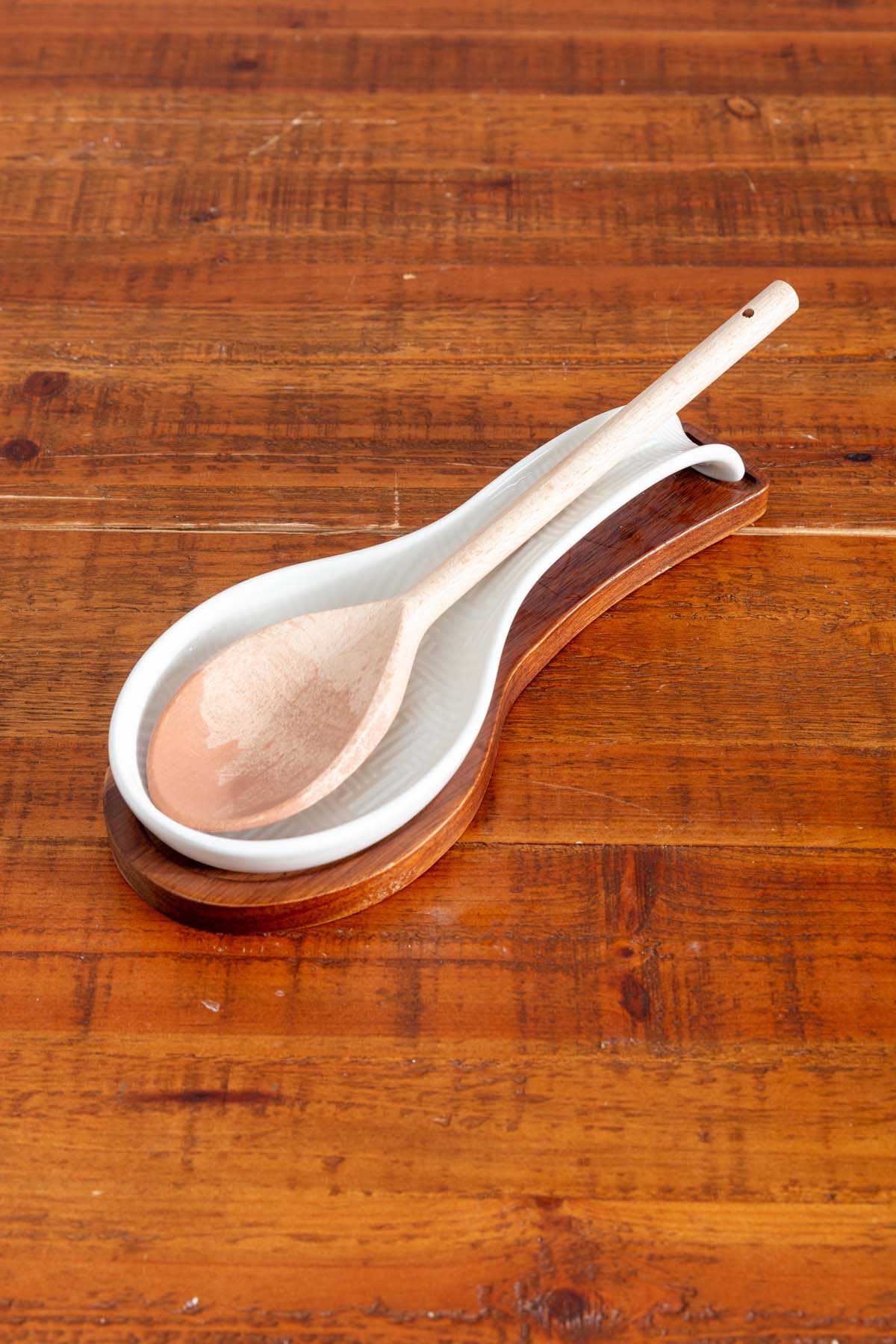 Cable Knit Spoon Rest With Acacia Wood Base