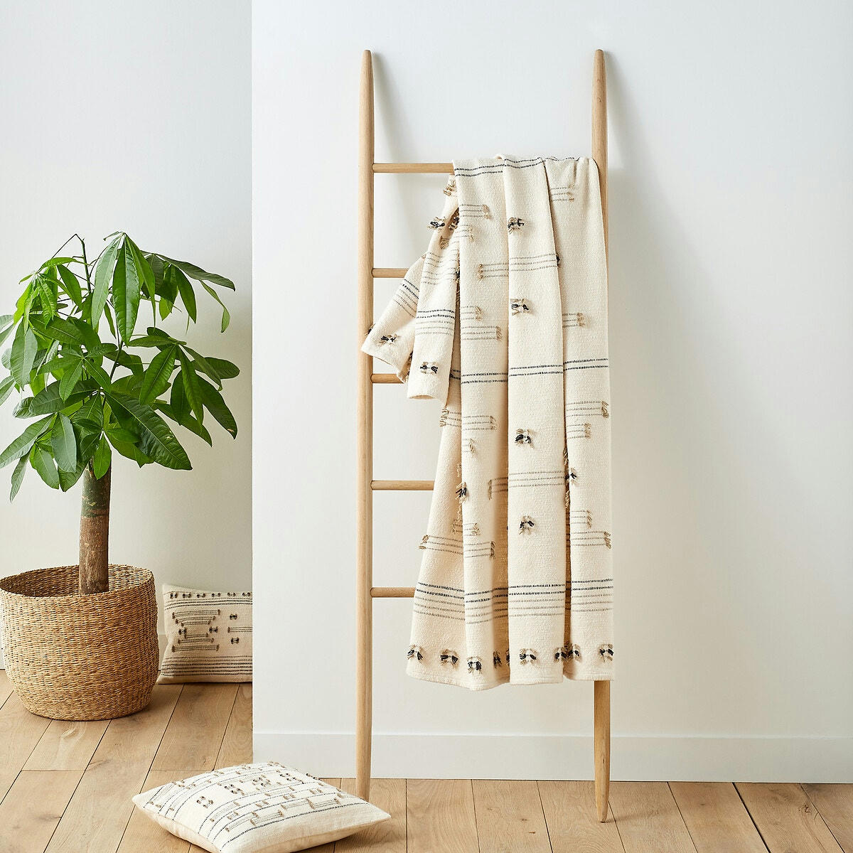 Plaid jacquard, Manapany