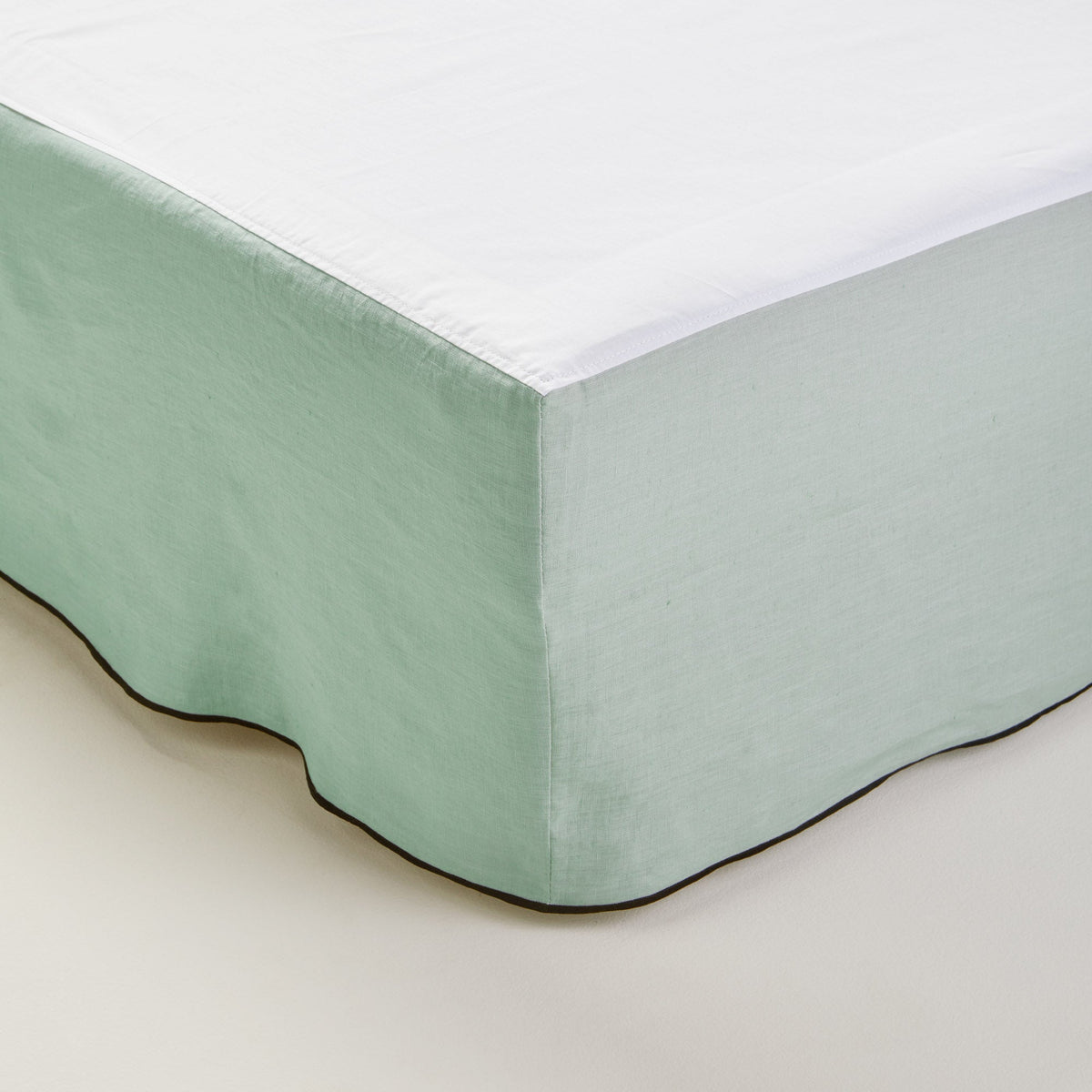 Madura Hoes voor boxspring Carlina linde en zwarte hommel 140x200 cm