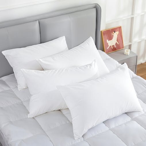 100% Cotton Pillow Cover with 800g Poly Fill &ndash; Hypoallergenic, Antibacterial, and Cooling Technology (4 PK)