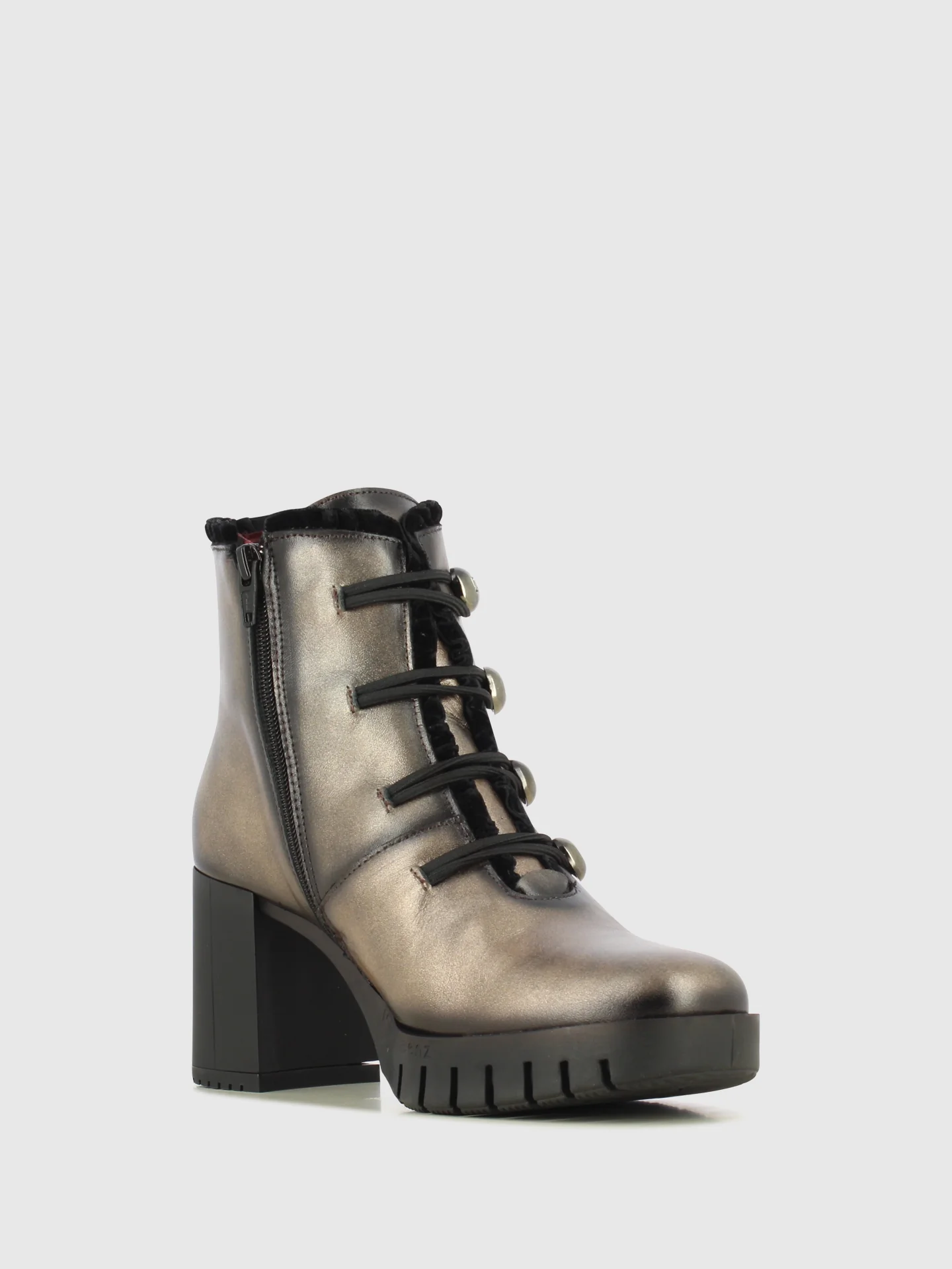 Botins com Fecho em Prateado