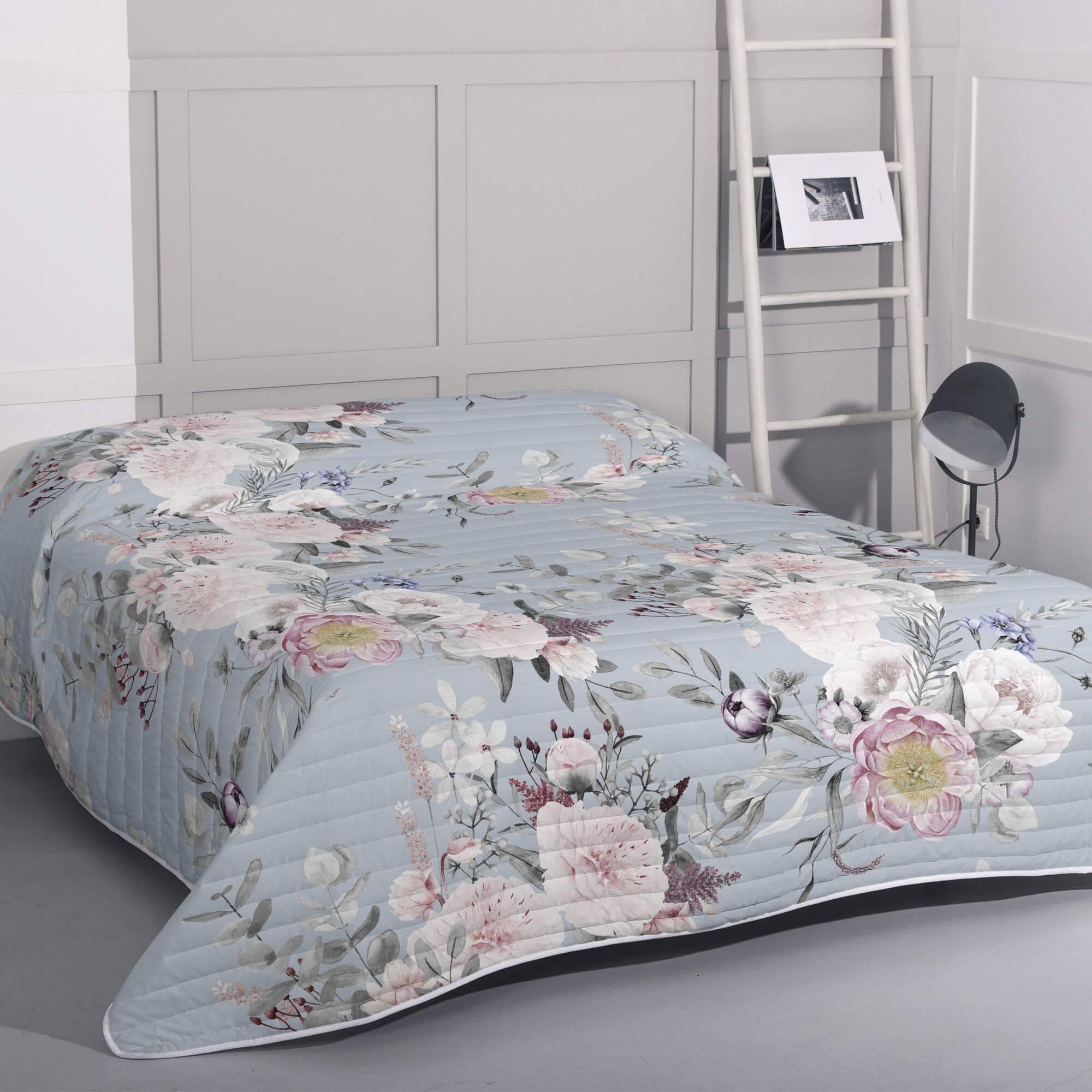 Happy Friday Bedsprei Soft Bouquet