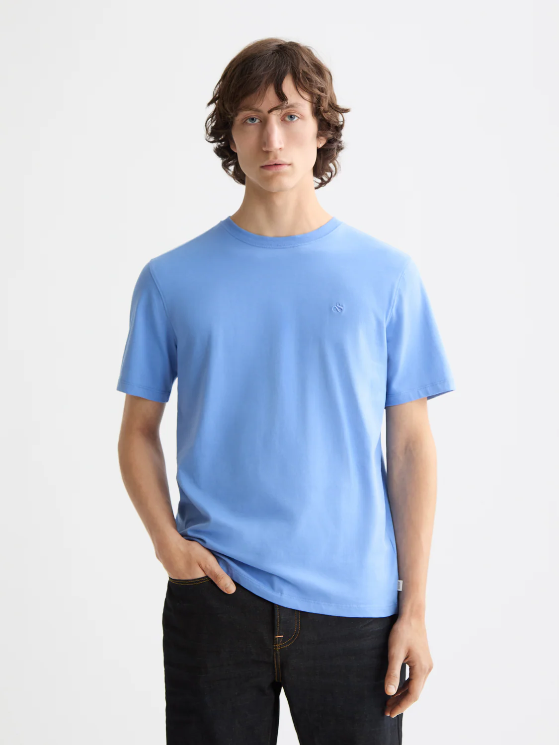 Seasonal Core - Regular-Fit Logo T-Shirt