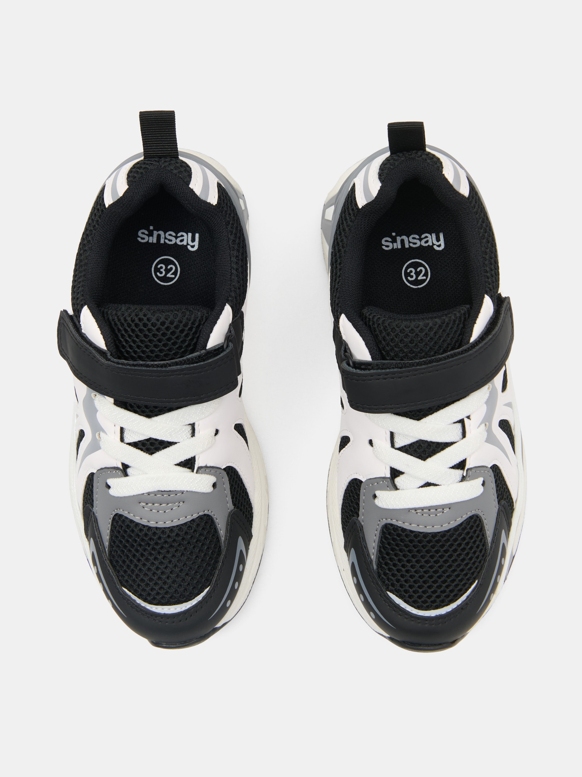 Sneakersy na rzepy