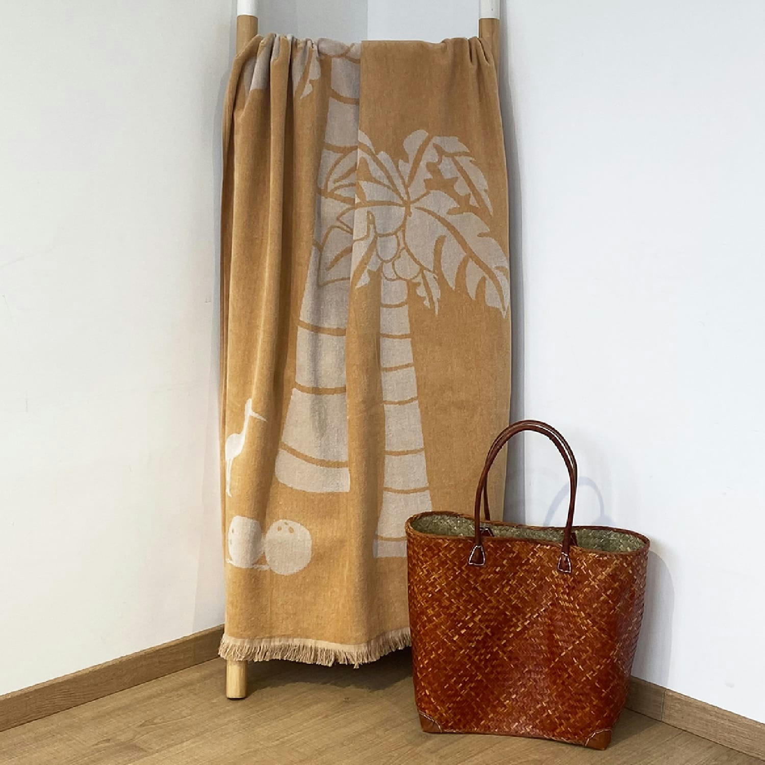 PLAGE - Serviette de plage éponge velours Jacquard Cocobeach 90x170