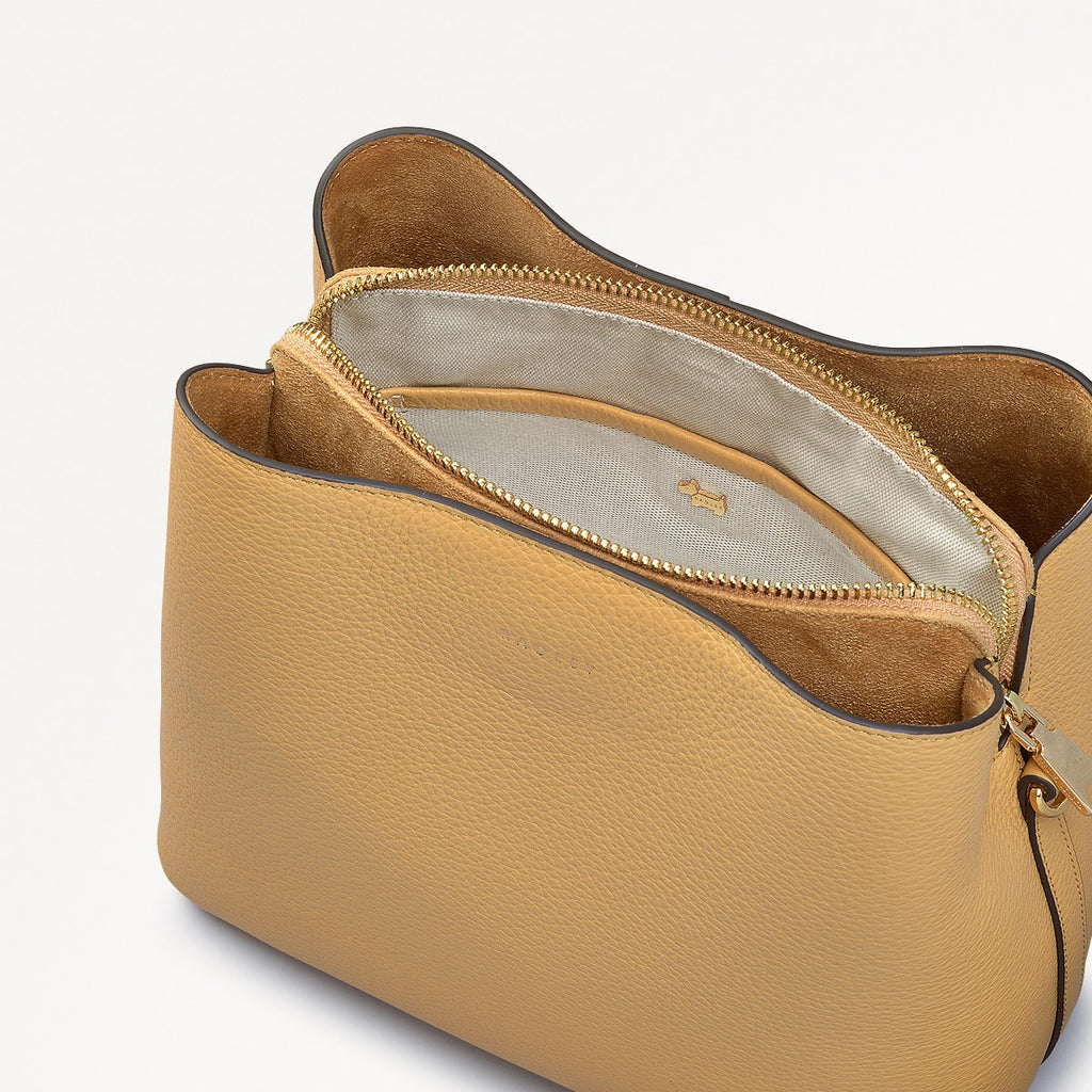Dukes Place - Medium Compartment Cross Body Bag