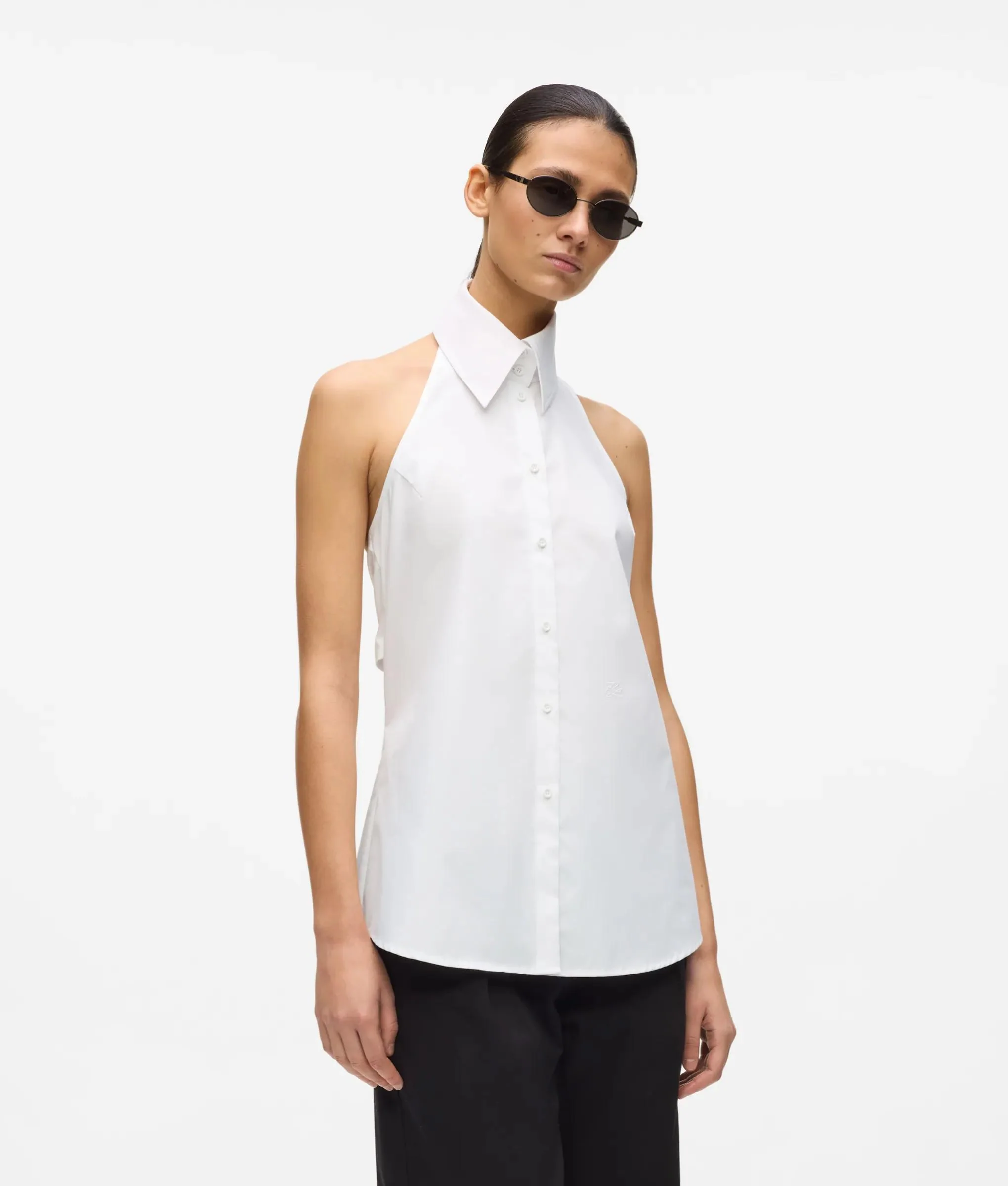 Chemise sans manches avec attache à l'arrière