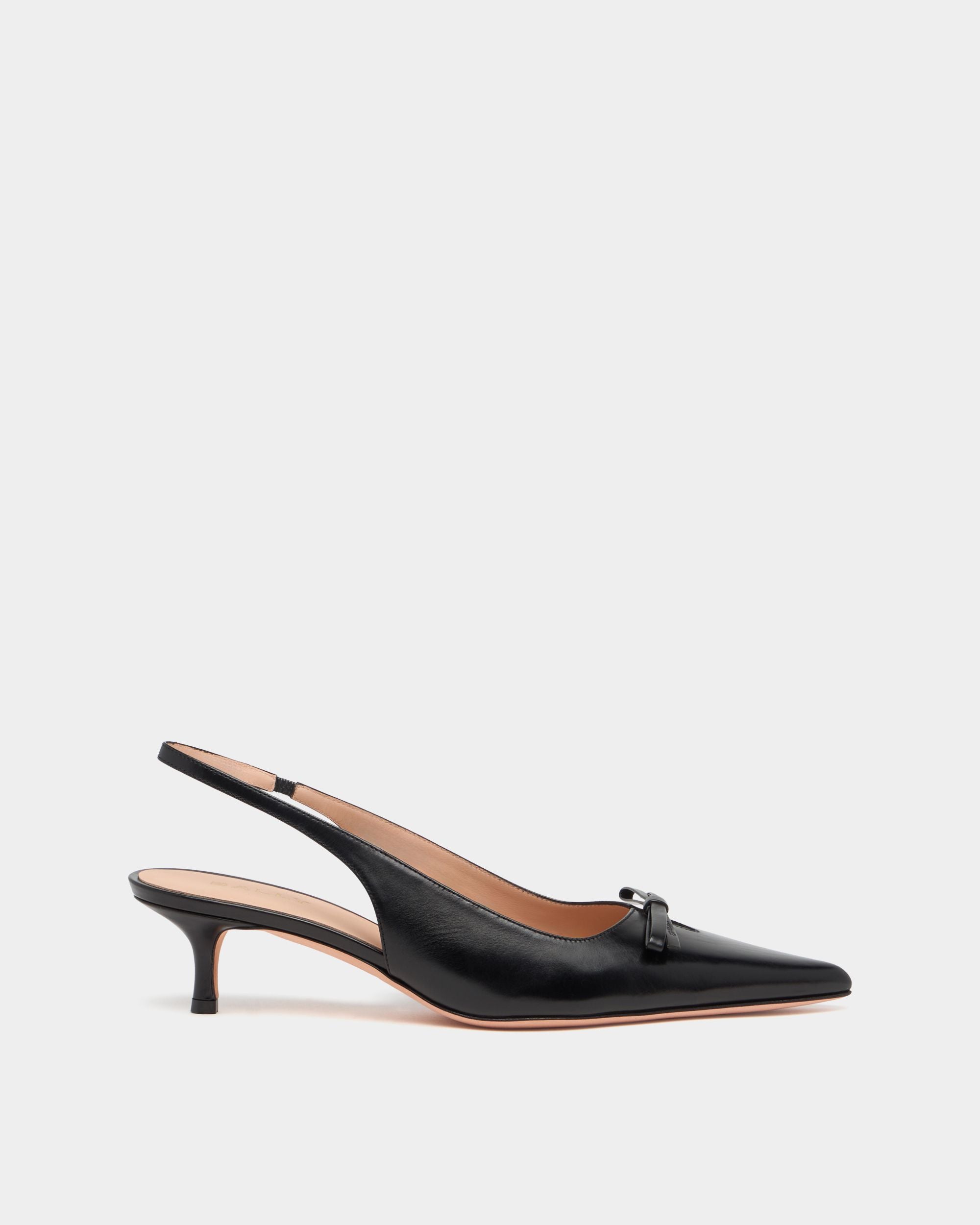 Slingpumps Nadel aus schwarzem Leder