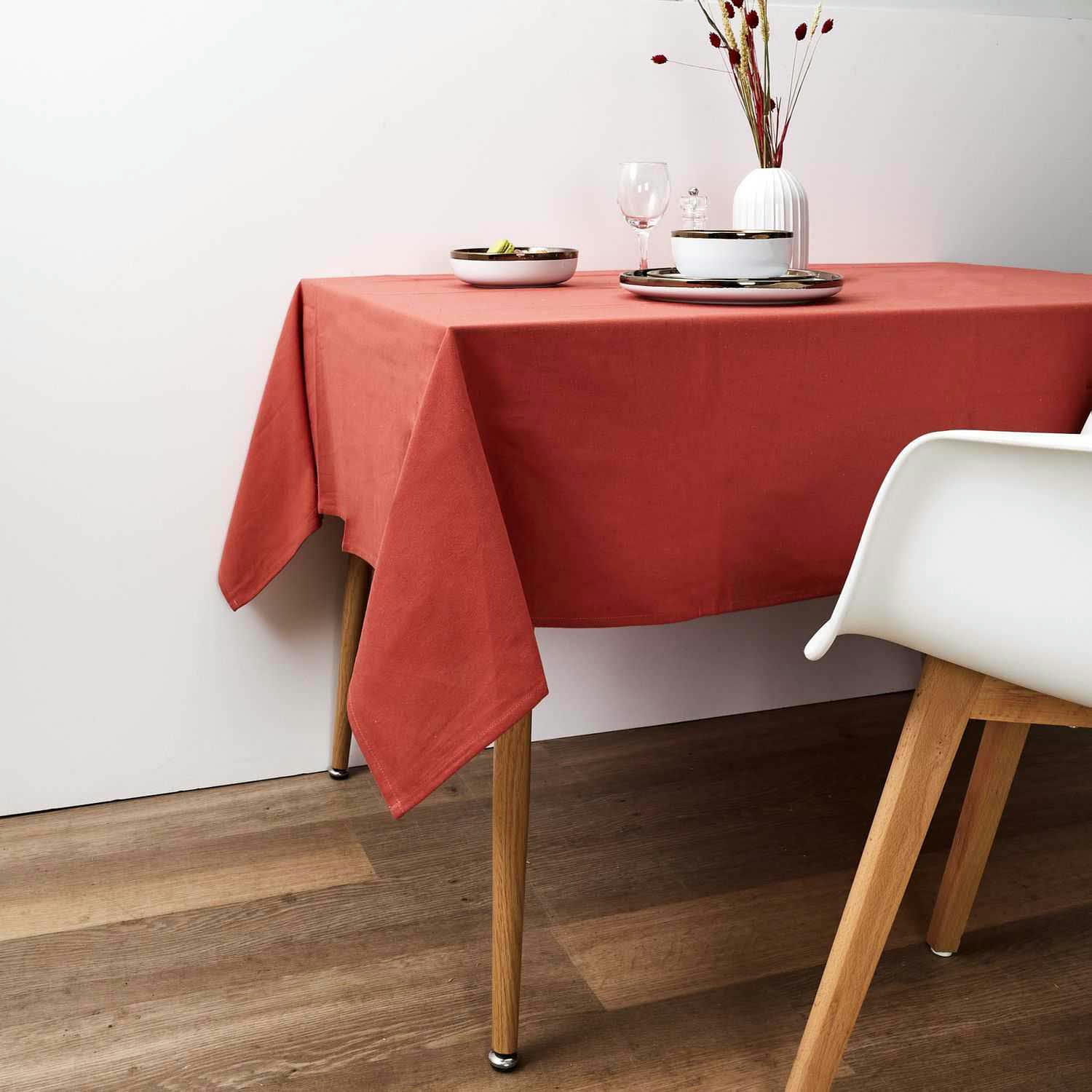 - Nappe en coton uni 140 x 250 cm terracotta