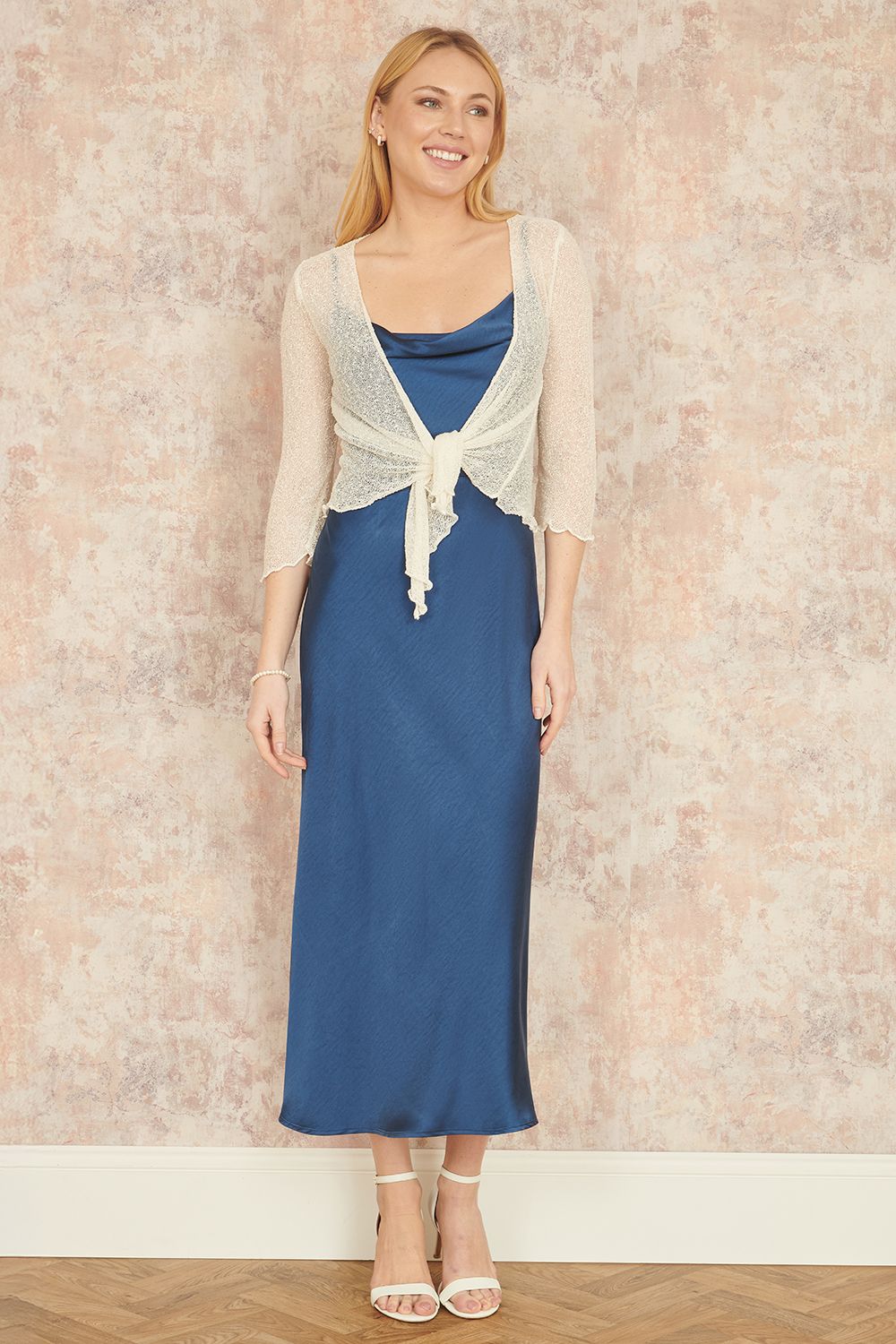 Yumi White Popcorn Yarn Tie Front Bolero