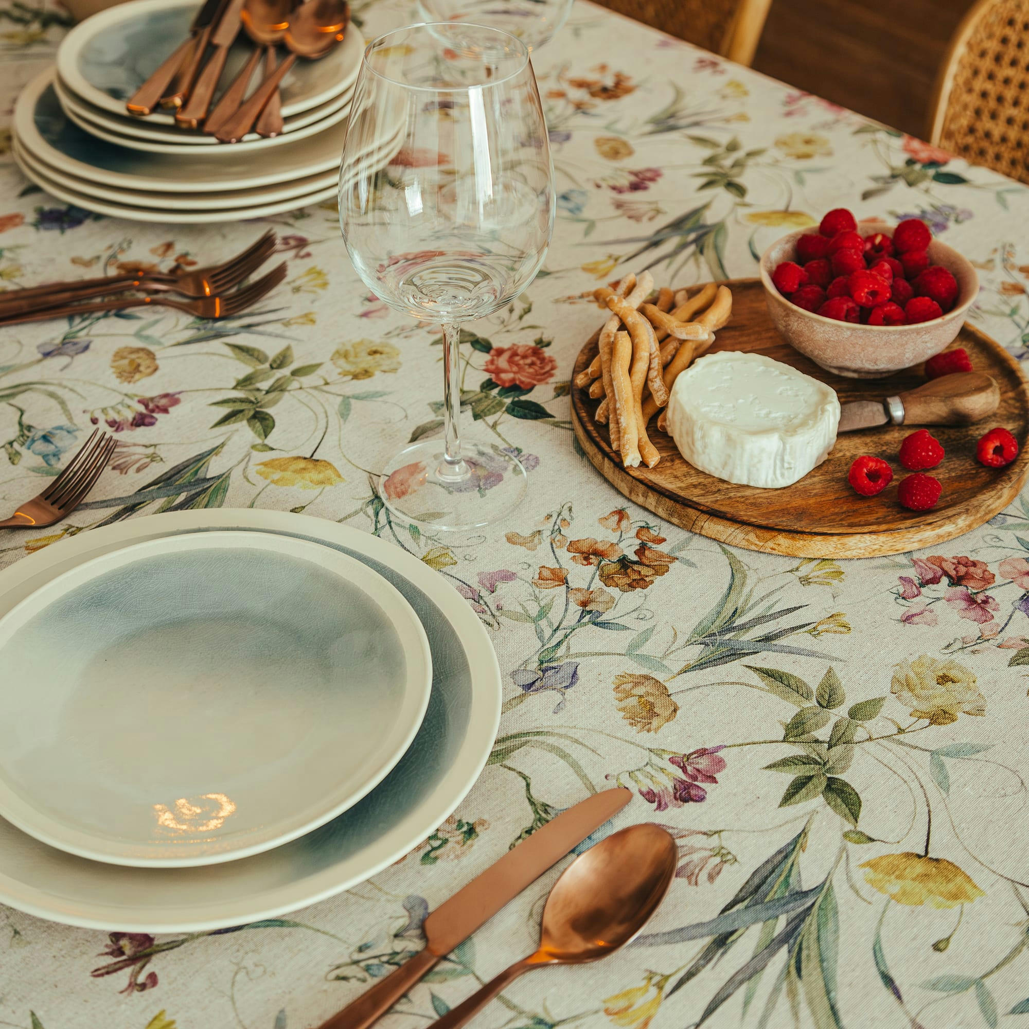 POPPY - Nappe lin imprimée multicolore avec traitement anti-taches 140x240 cm