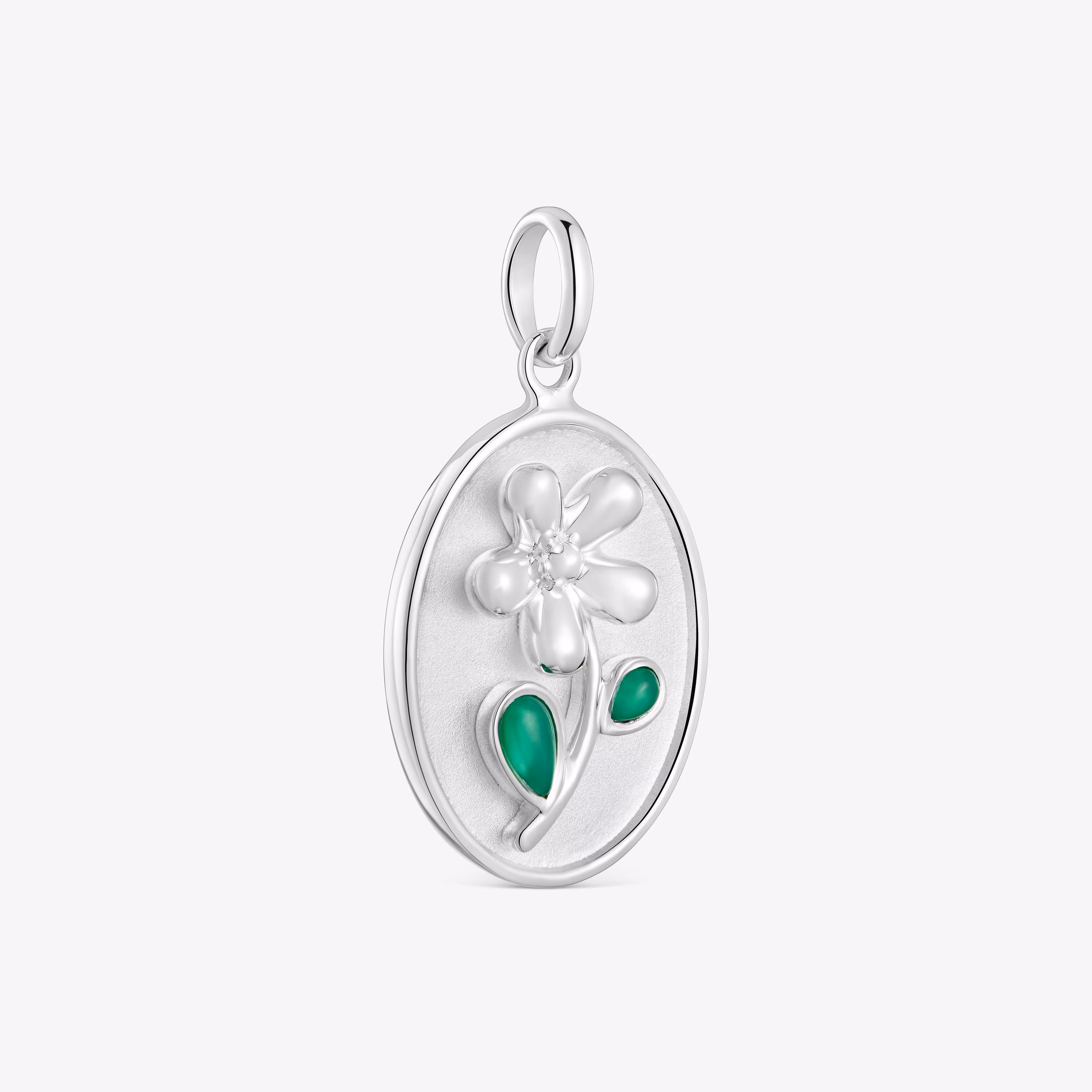 Colgante medalla de plata y calcedonia verde Daisy