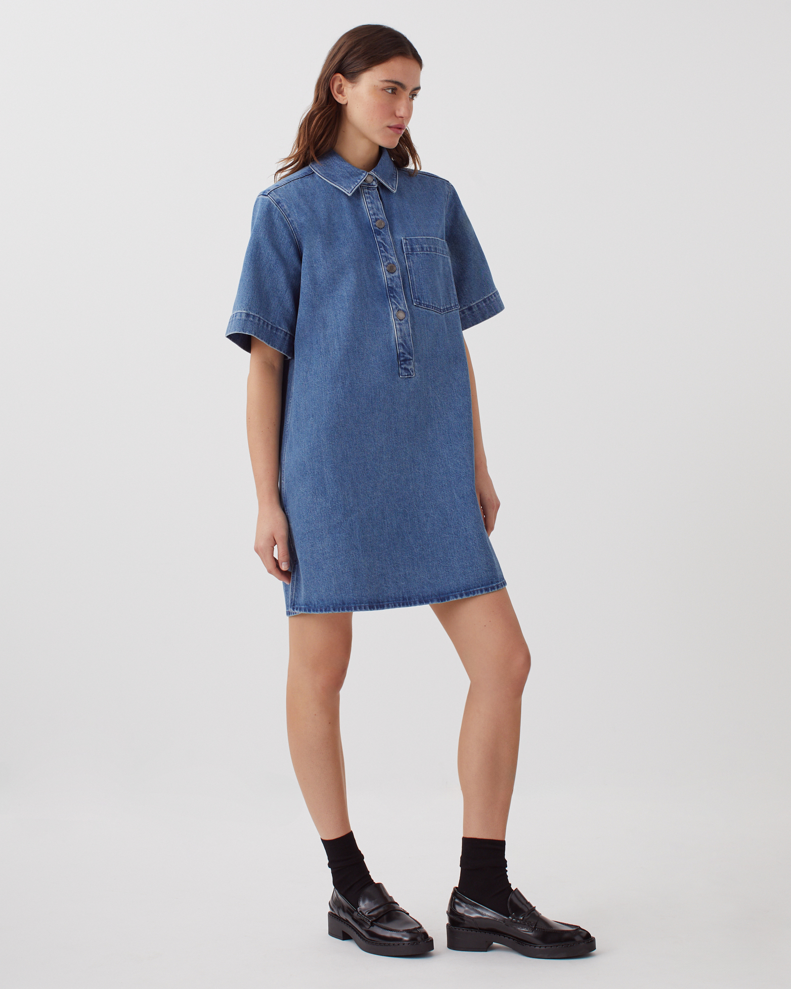 Robe chemise courte en denim