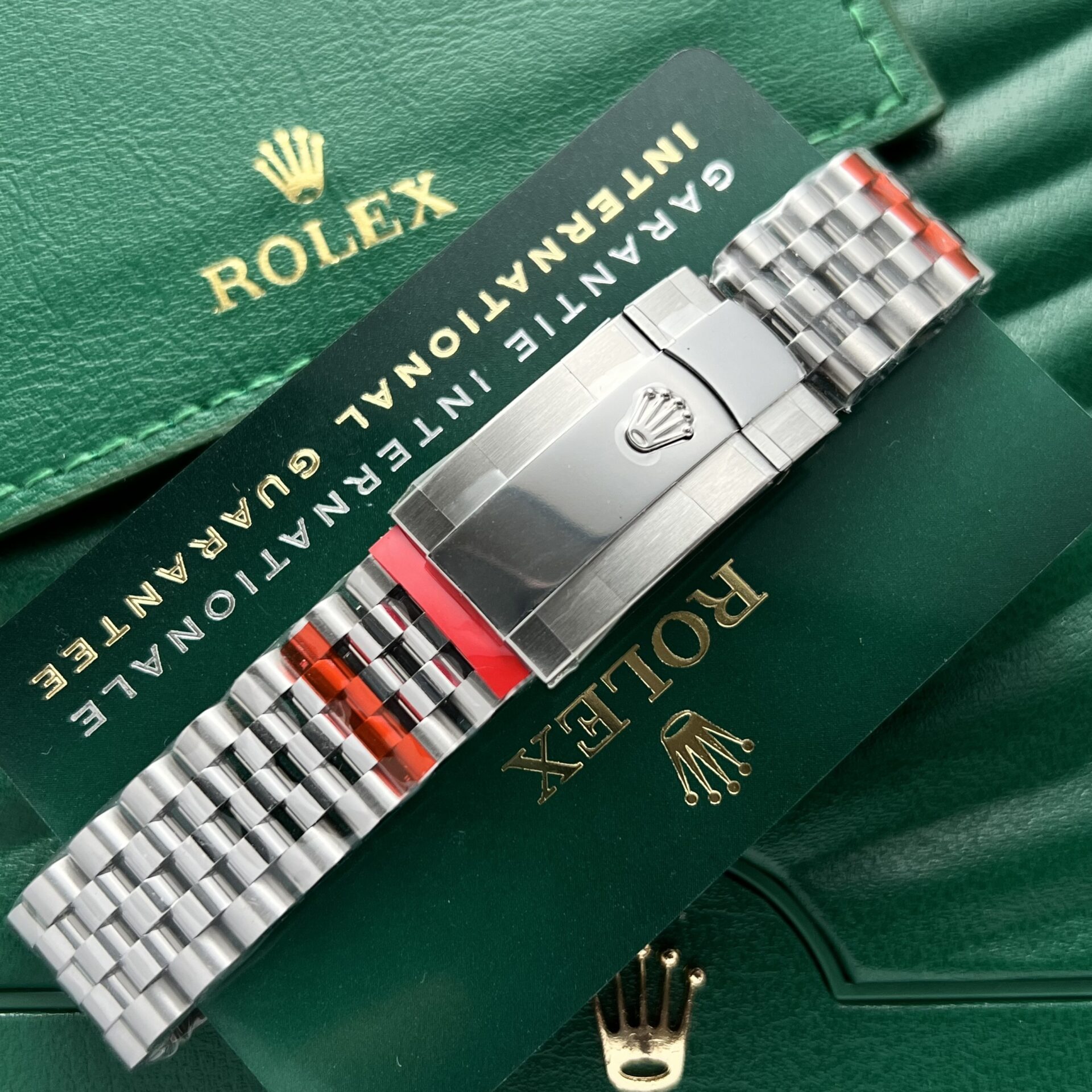 Rolex Datejust 316L Steel Blue Dial CZ Diamonds 41mm Jub EWF Replica