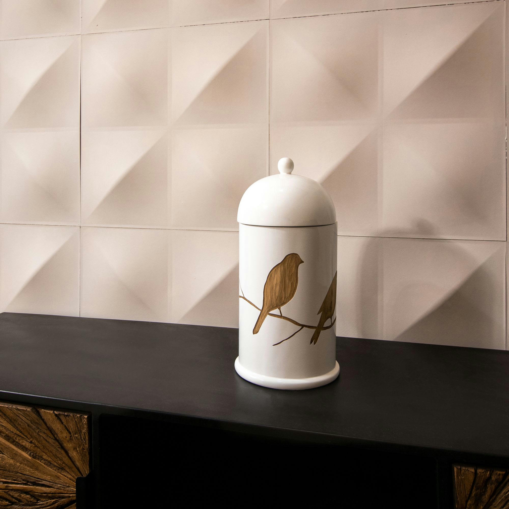 - Boîte sculptée à la main en bois de paulownia