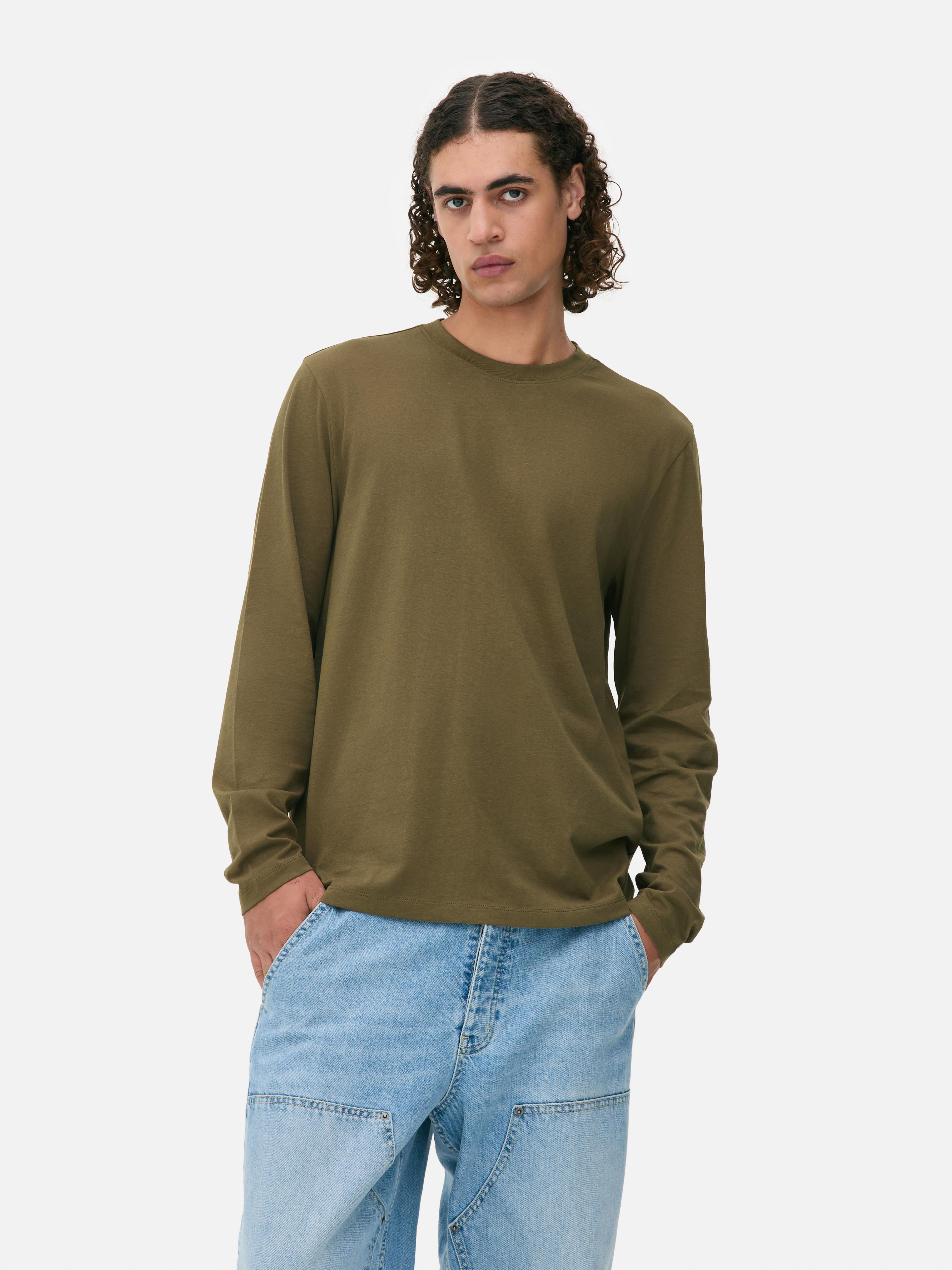 Essential Long Sleeve T-Shirt
