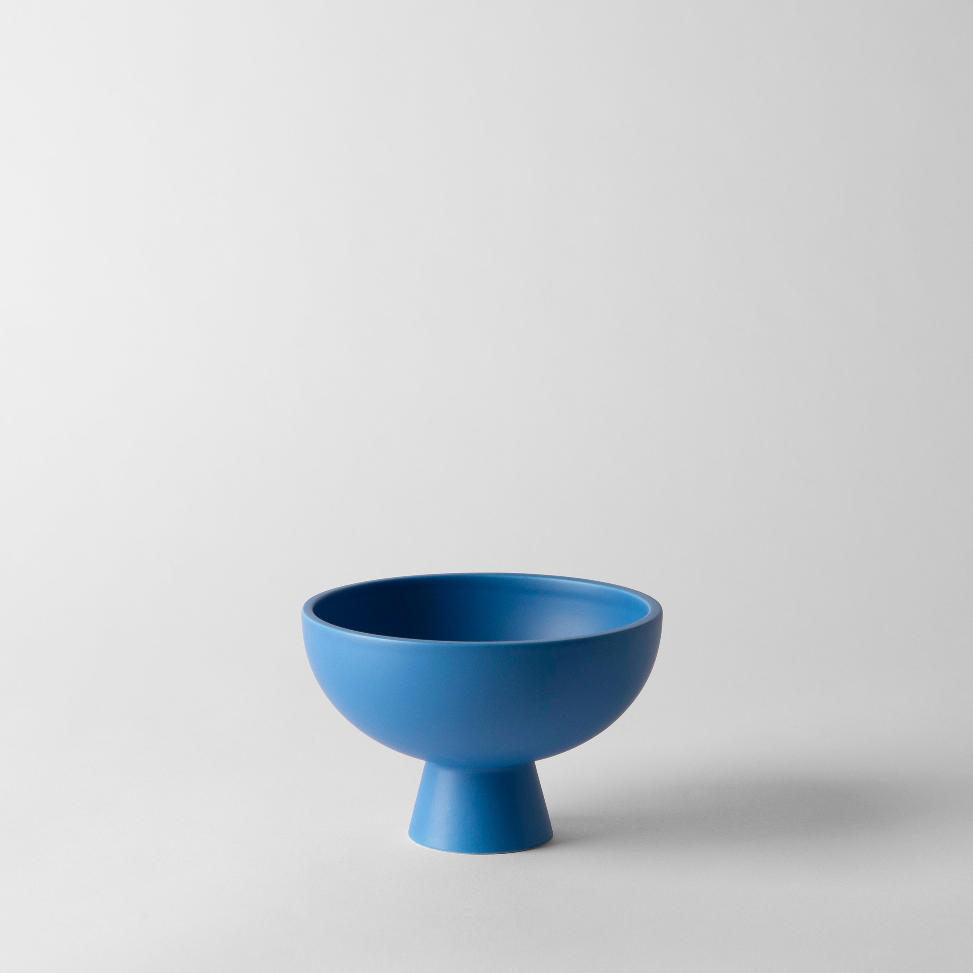 Small Electric Blue Footed Snack Bowl