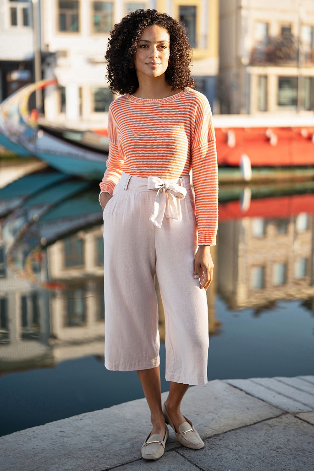 Yumi Linen Mix Cropped Trousers With Tie Belt