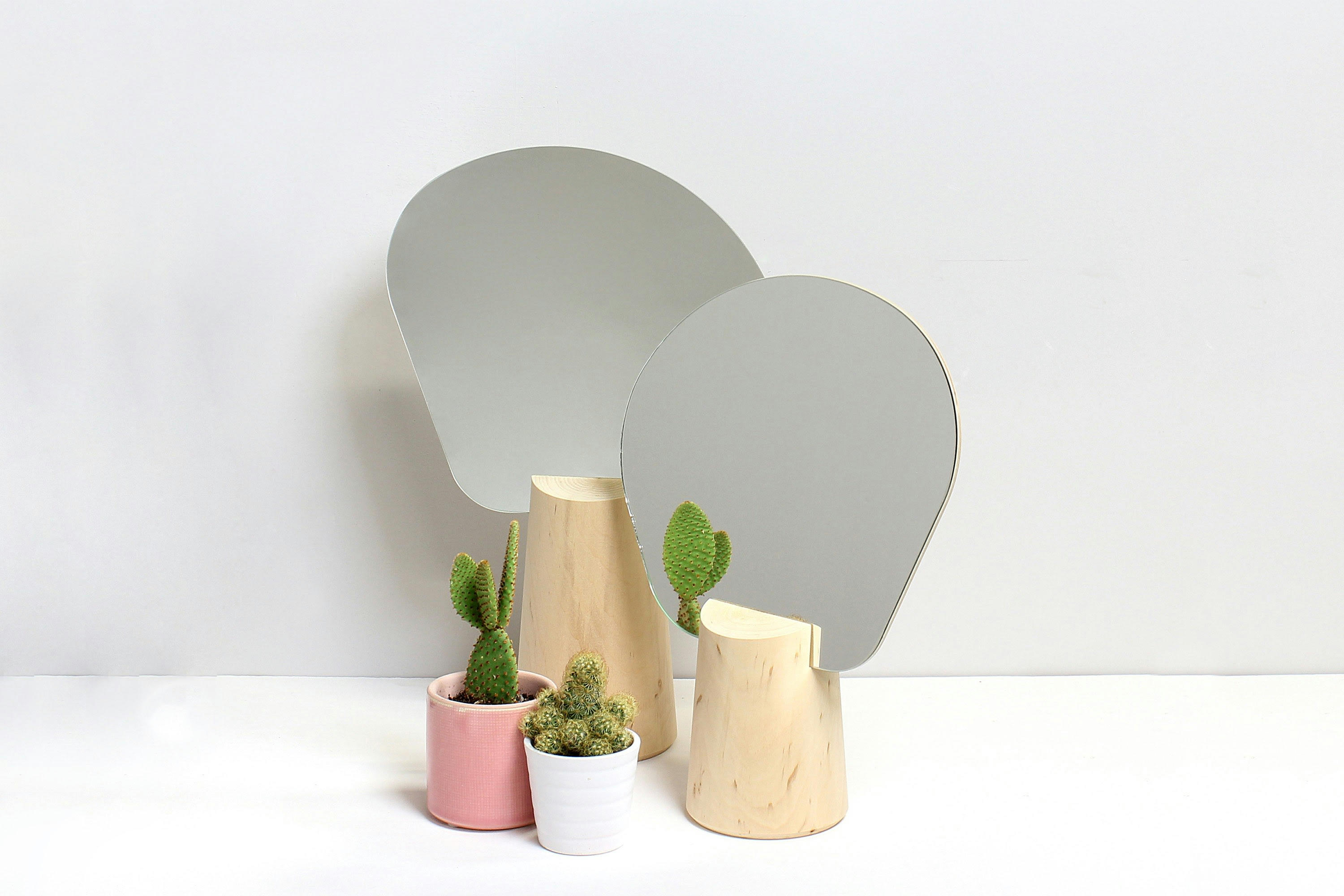 PING PONG - Miroir sur pied petit modèle