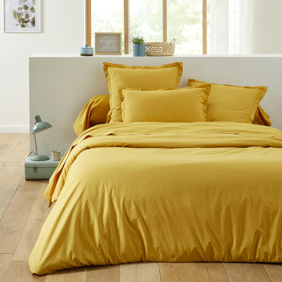 LES UNIS 57 FILS - Drap housse uni en coton jaune curry 180x200