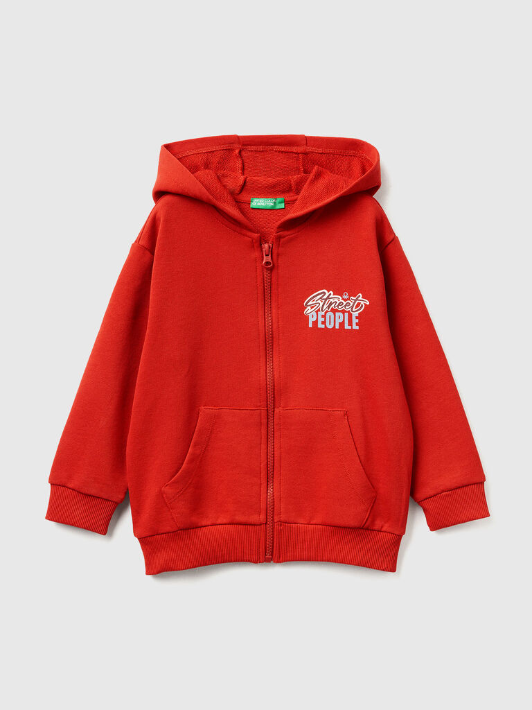 Sweatshirt with print