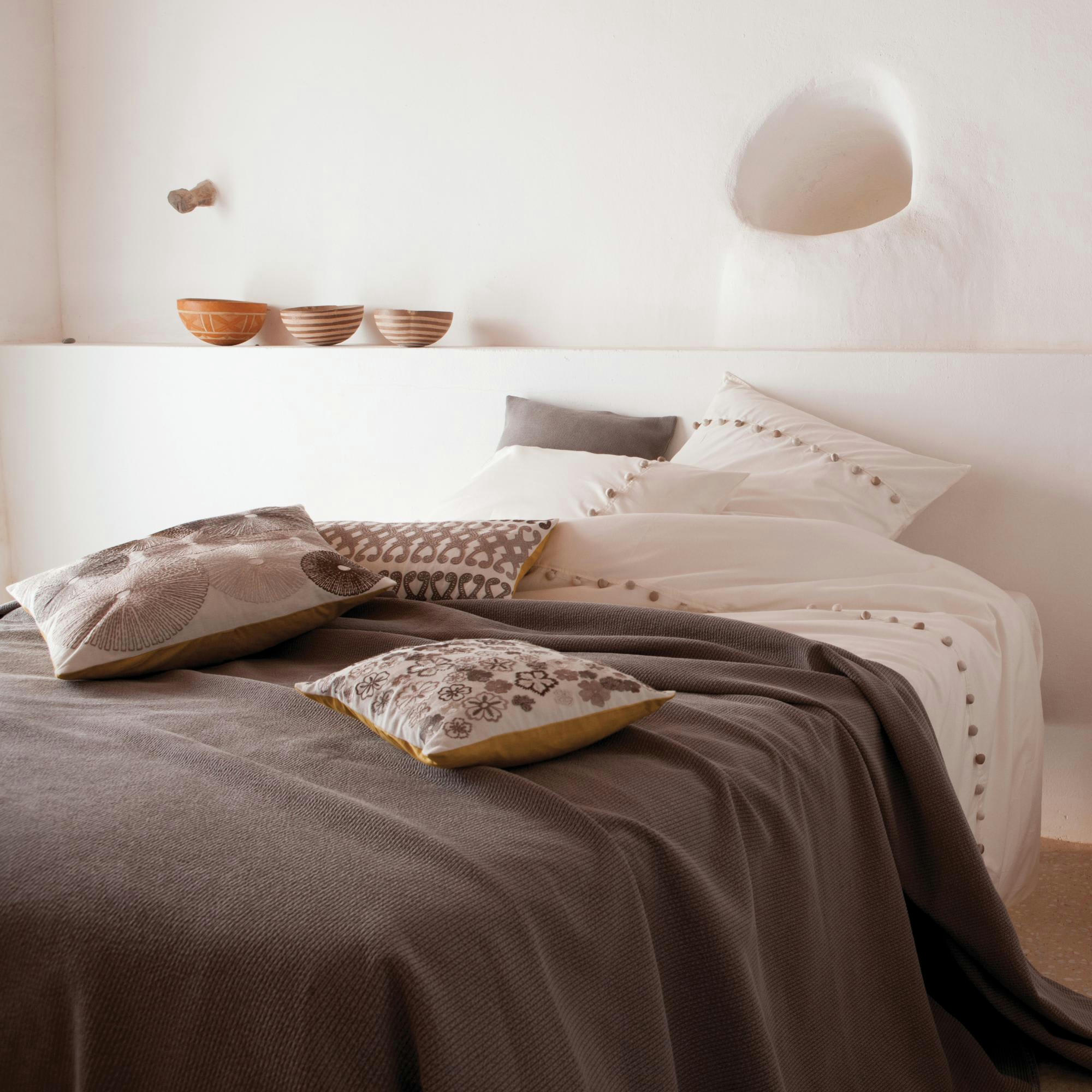 GASTON - Taie d'oreiller  en coton nacre 65 x 65