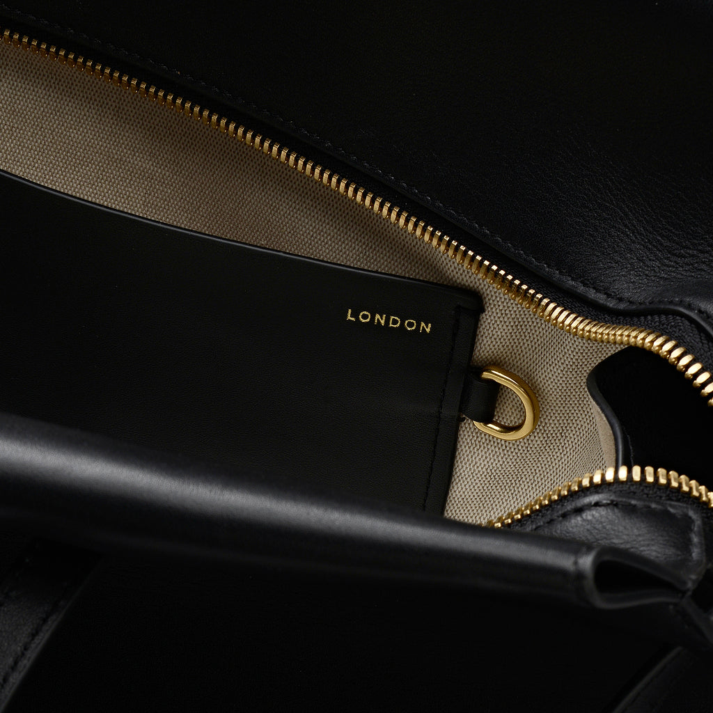 The Christina - Large Ziptop Shoulder