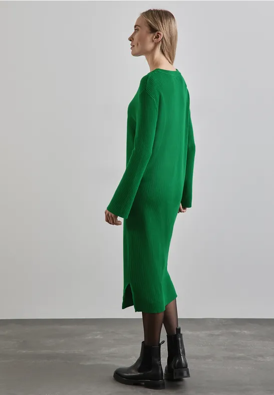 Kleid mit Rippenstruktur