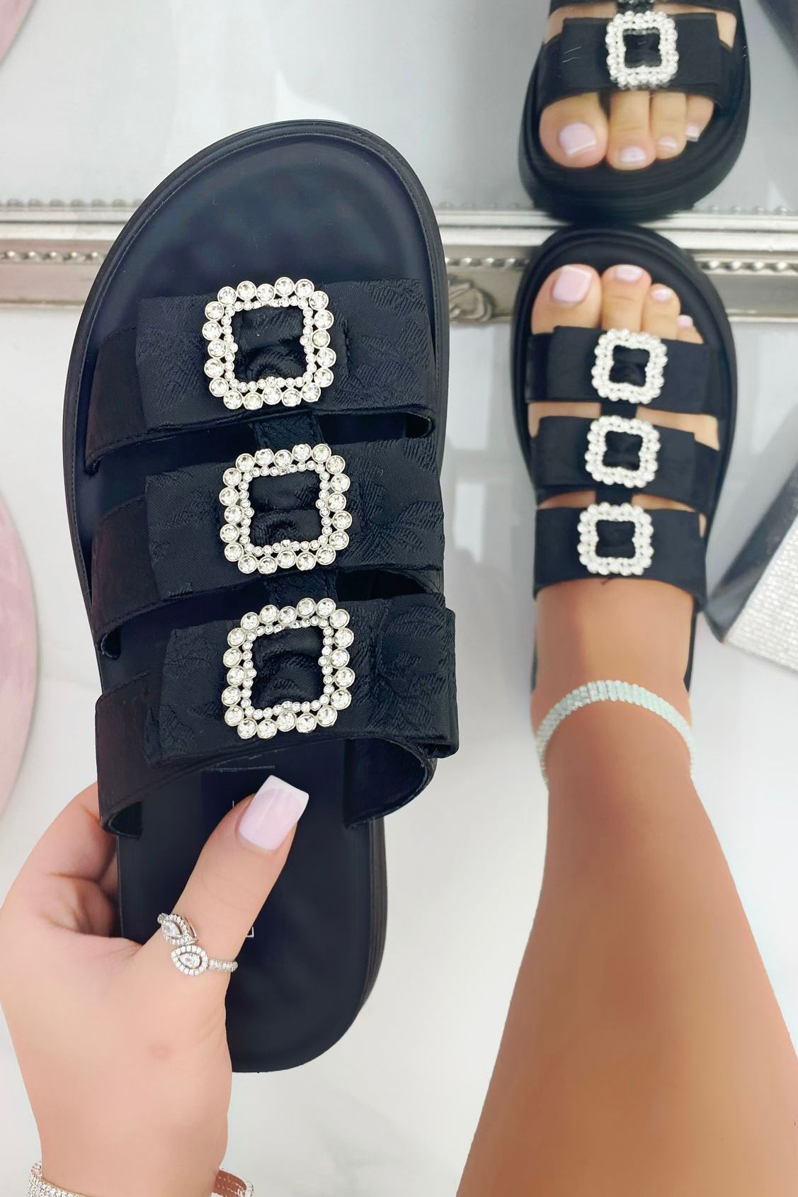 Love Lemonade Crystal Buckle Triple Bow Sliders