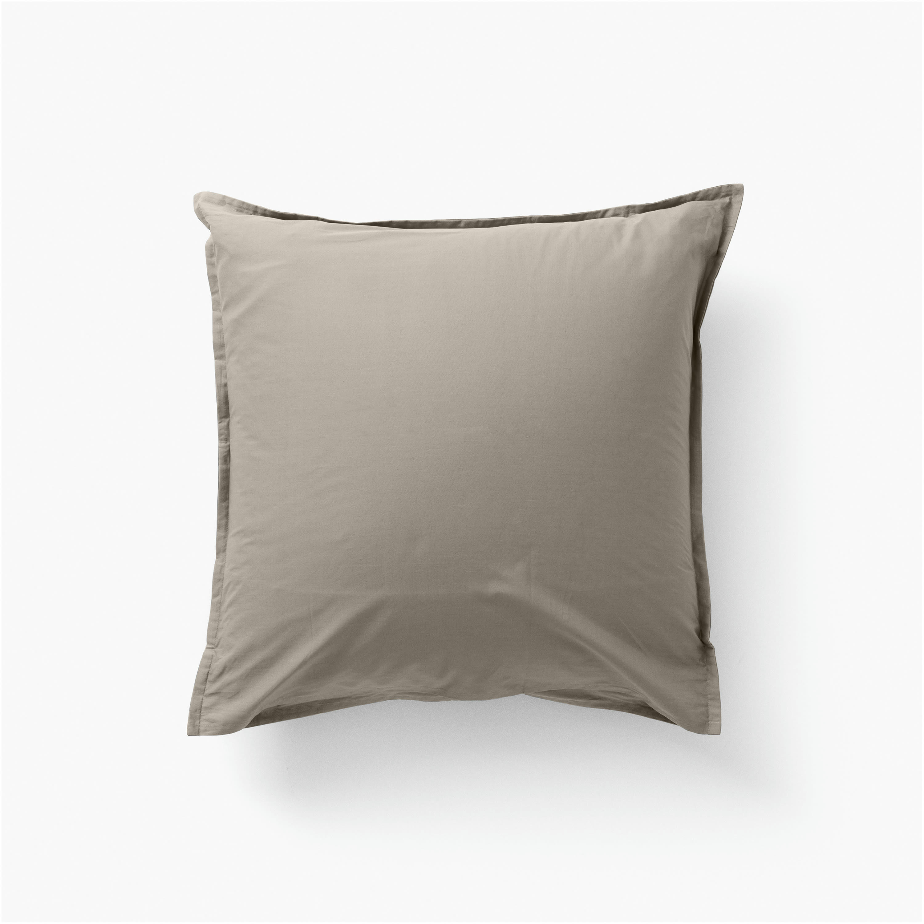 NEO - Taie d'oreiller carrée percale de coton uni brodé beige 64 x 64 cm