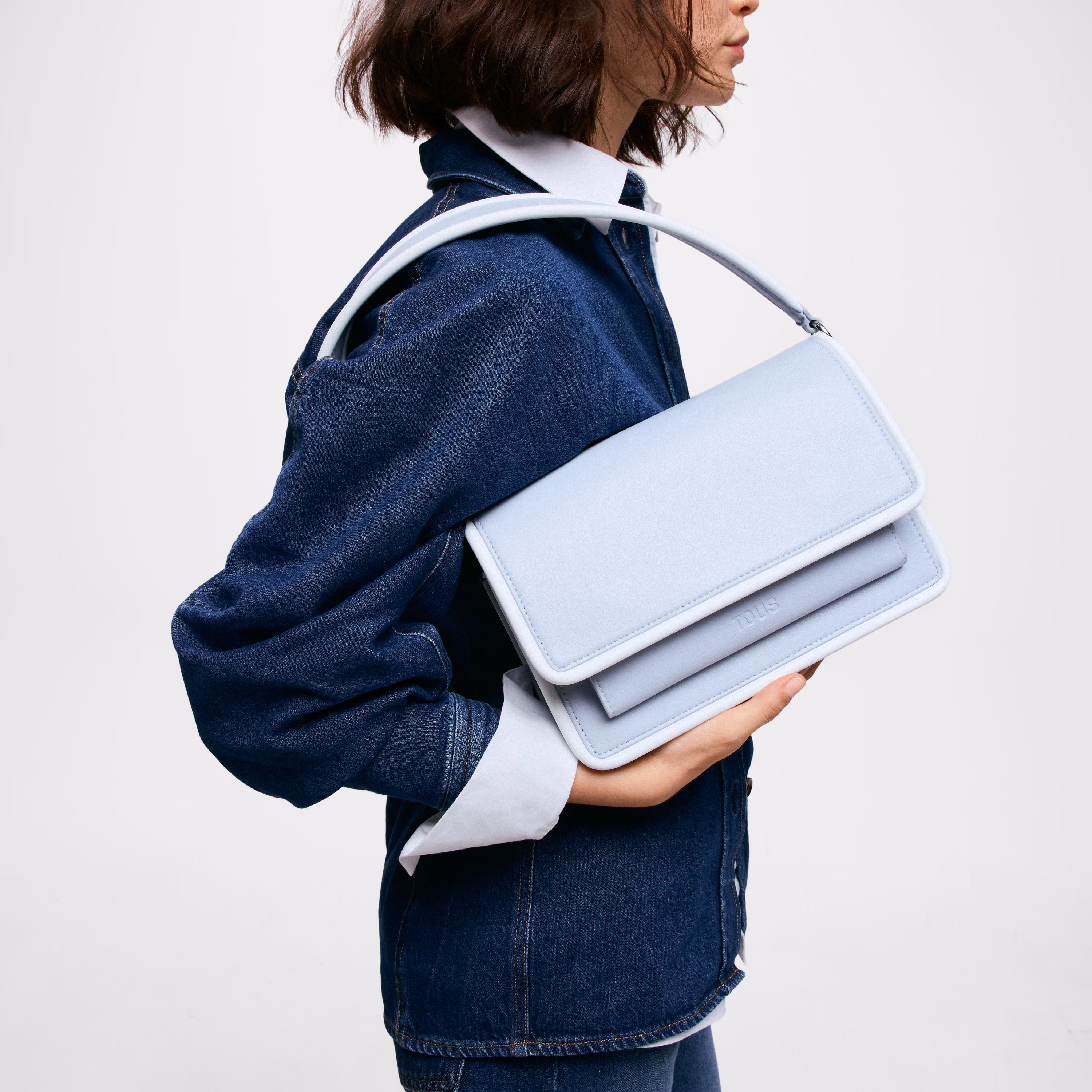 Bandolera mediana azul grisaceo Audree Pipings