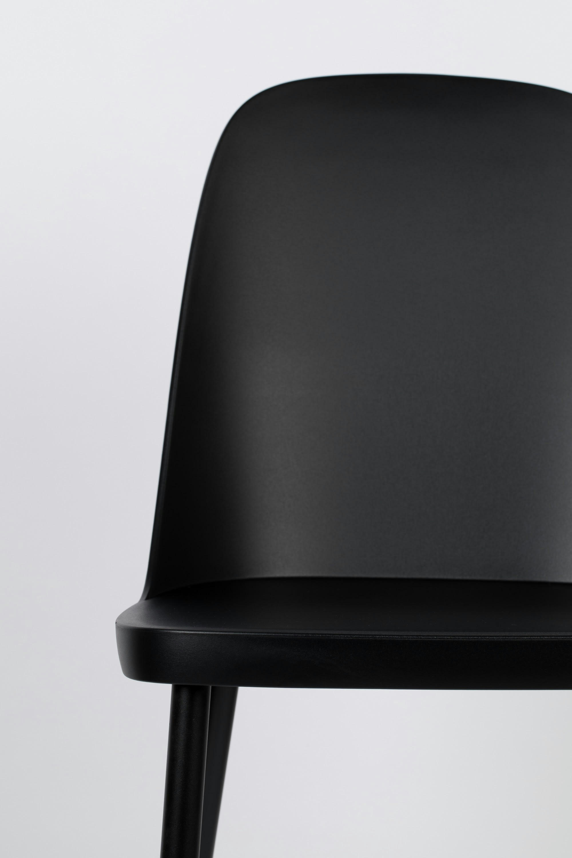 PIP - Chaise en polypropylène noir