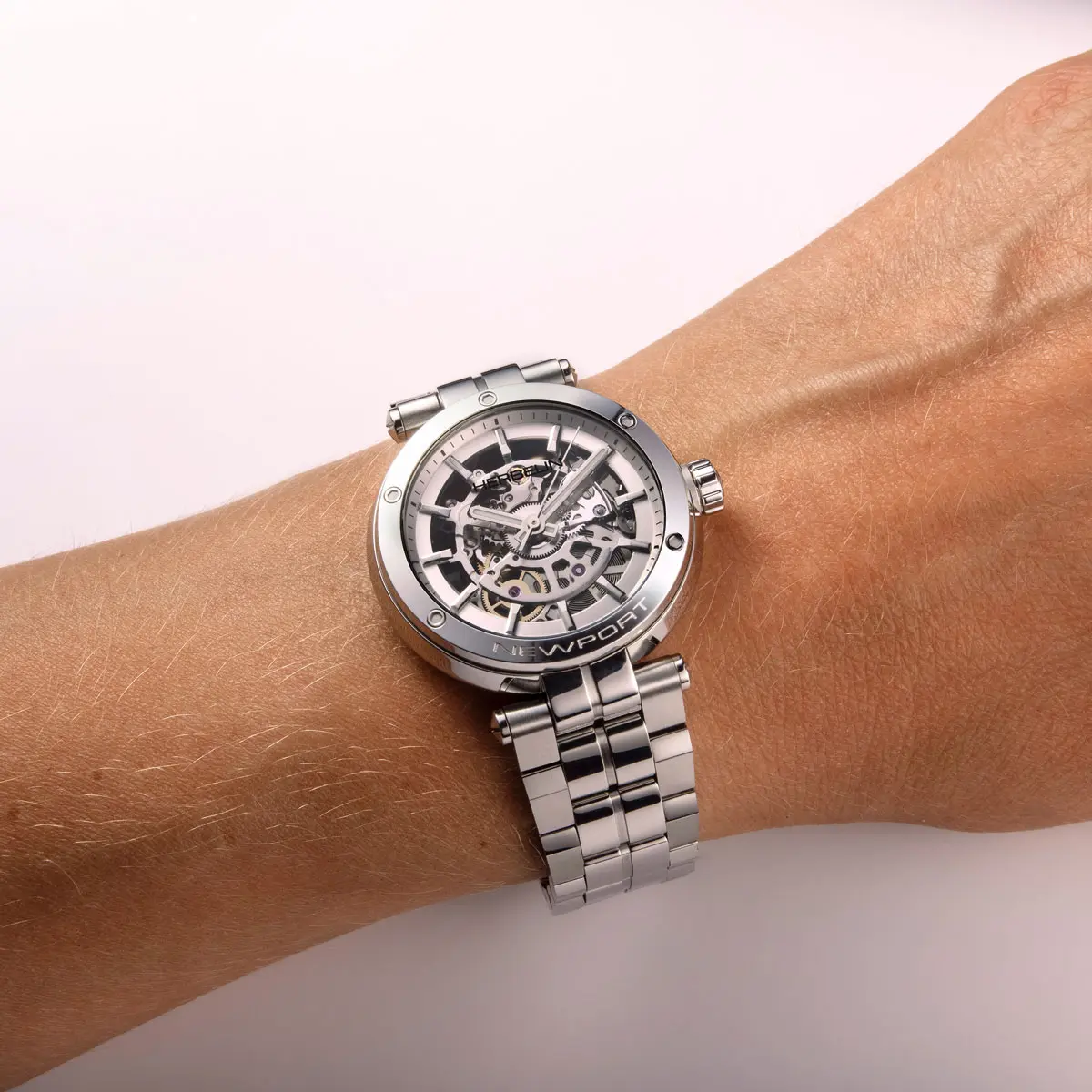 NEWPORT – SQUELETTE AUTOMATIQUE – ACIER