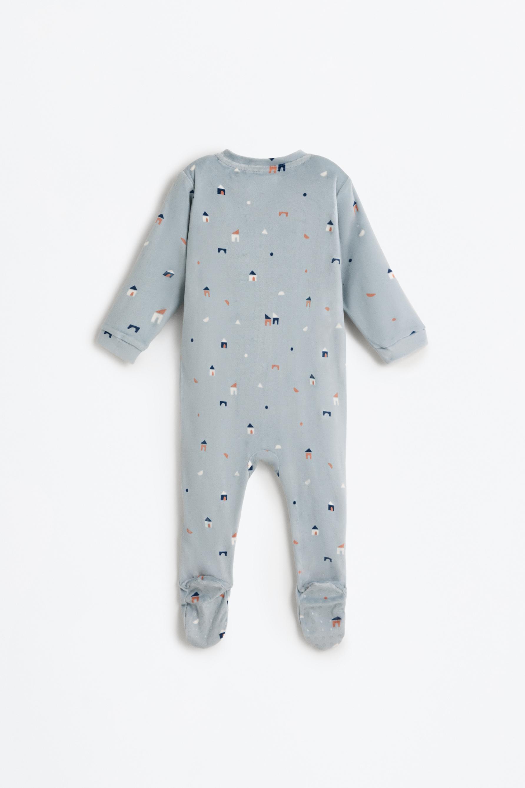 Pijama estampado aterciopelado entero