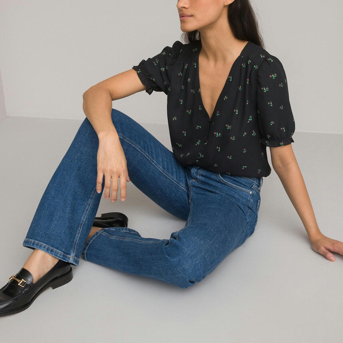 Chemise col v manches courtes, imprimé floral